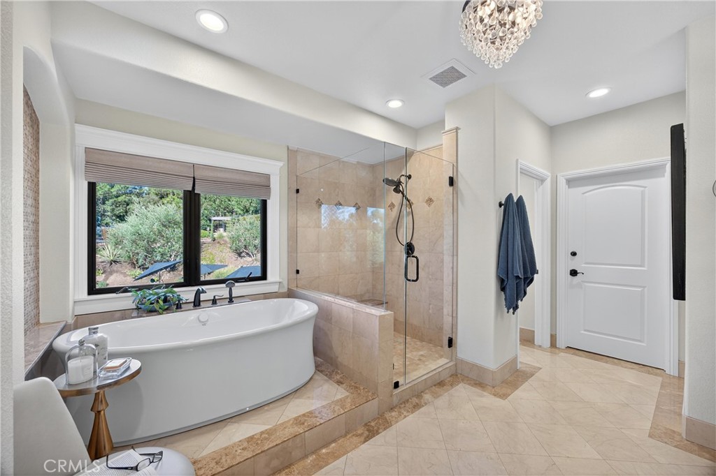 5505 Calle Vista Linda