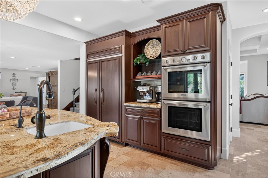 5505 Calle Vista Linda