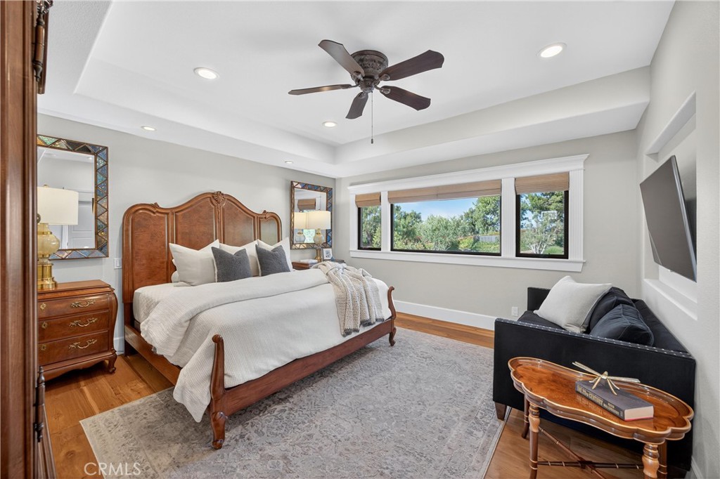 5505 Calle Vista Linda