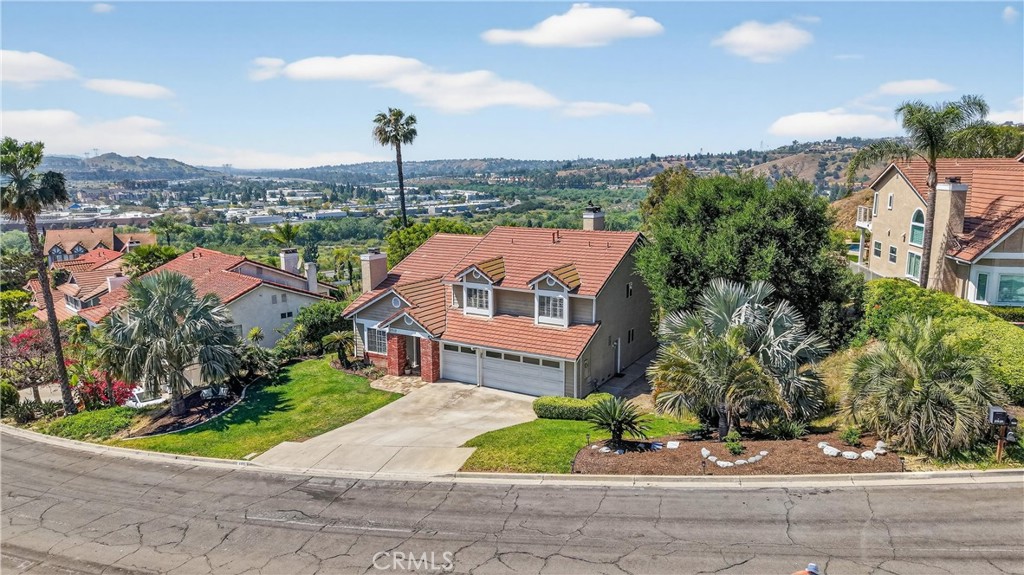 5515 Camino