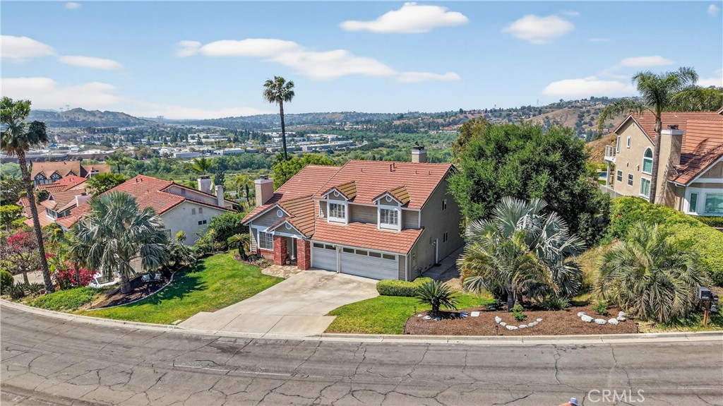 5515 Camino