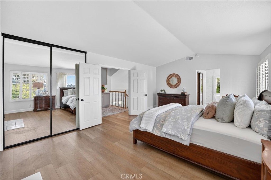 5515 Camino Vista