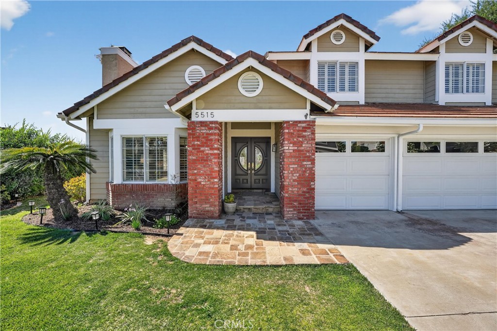 5515 Camino Vista