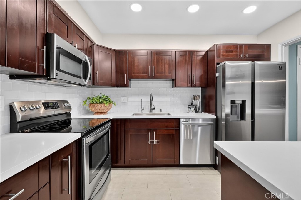 1243 Cameo Lane