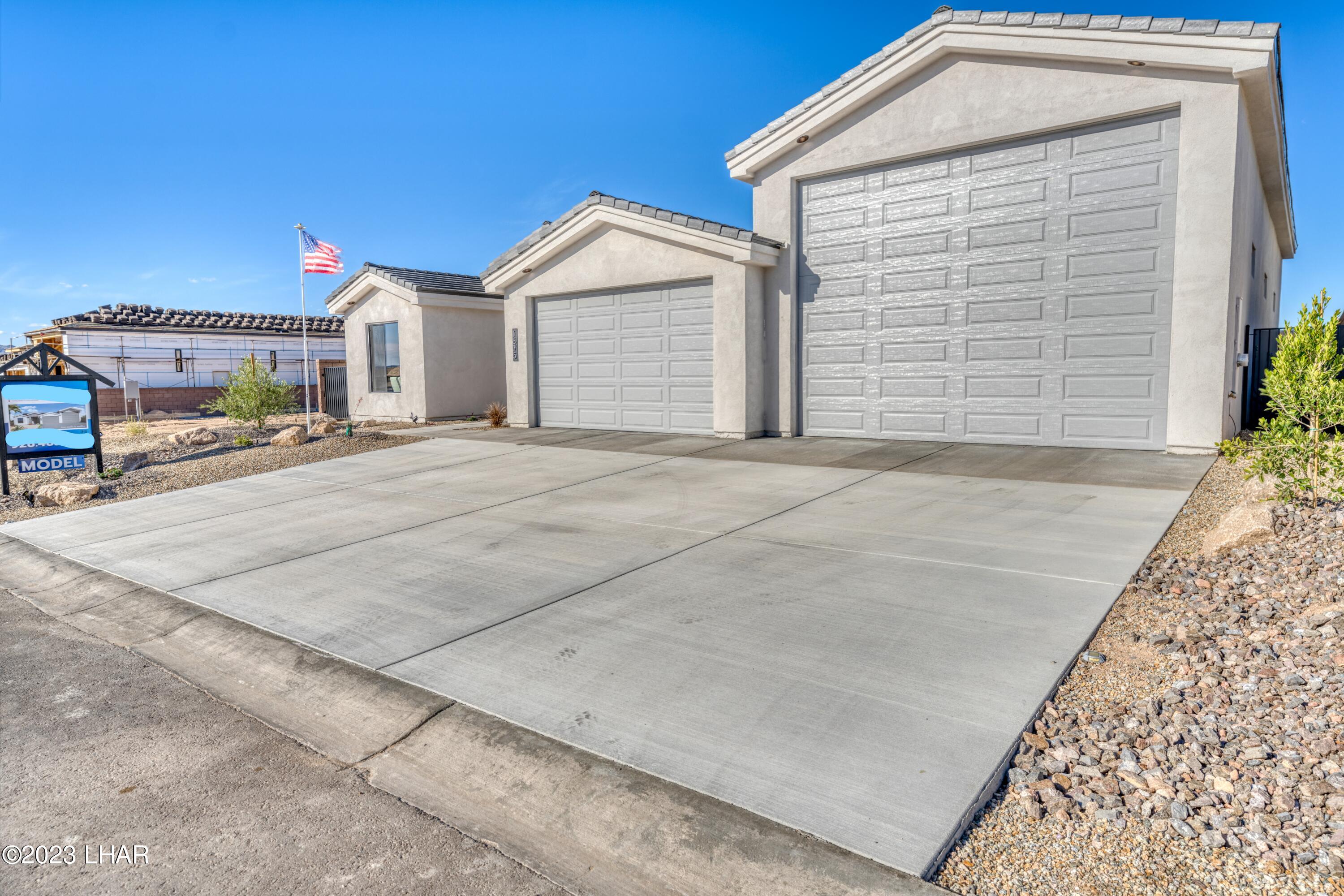 1824 The Jewel On-Your-Lot Plan