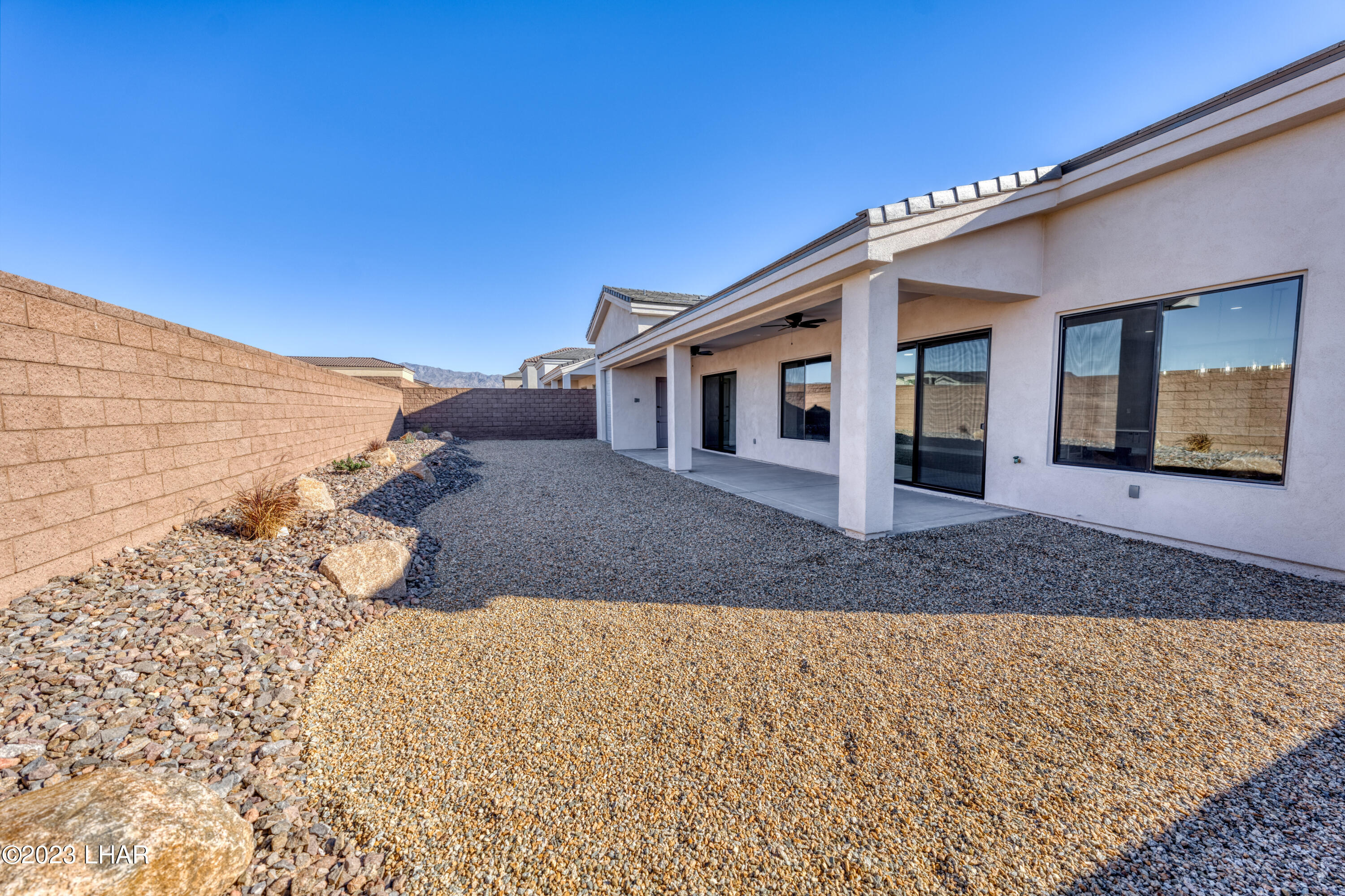 1824 The Jewel On-Your-Lot Plan