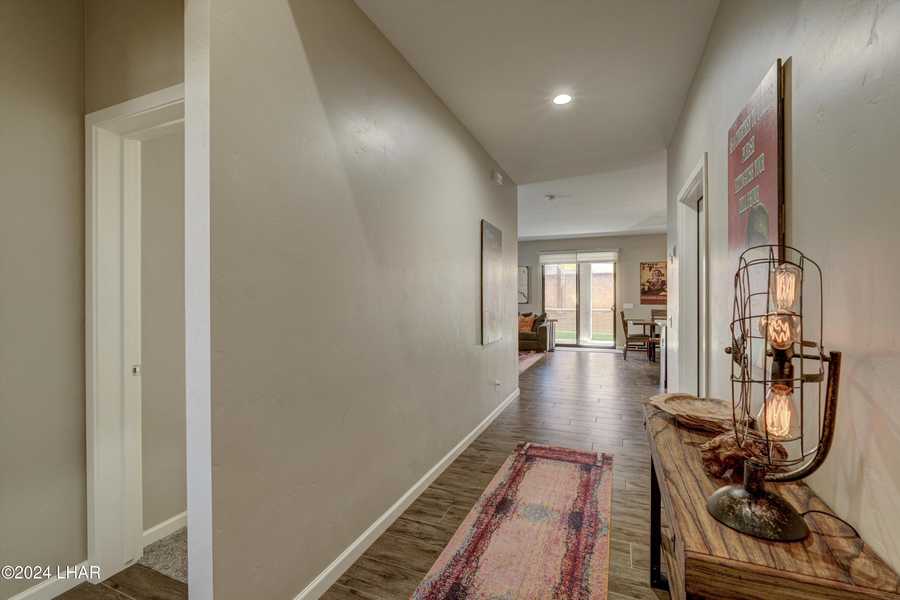 1306 Lobo Dr