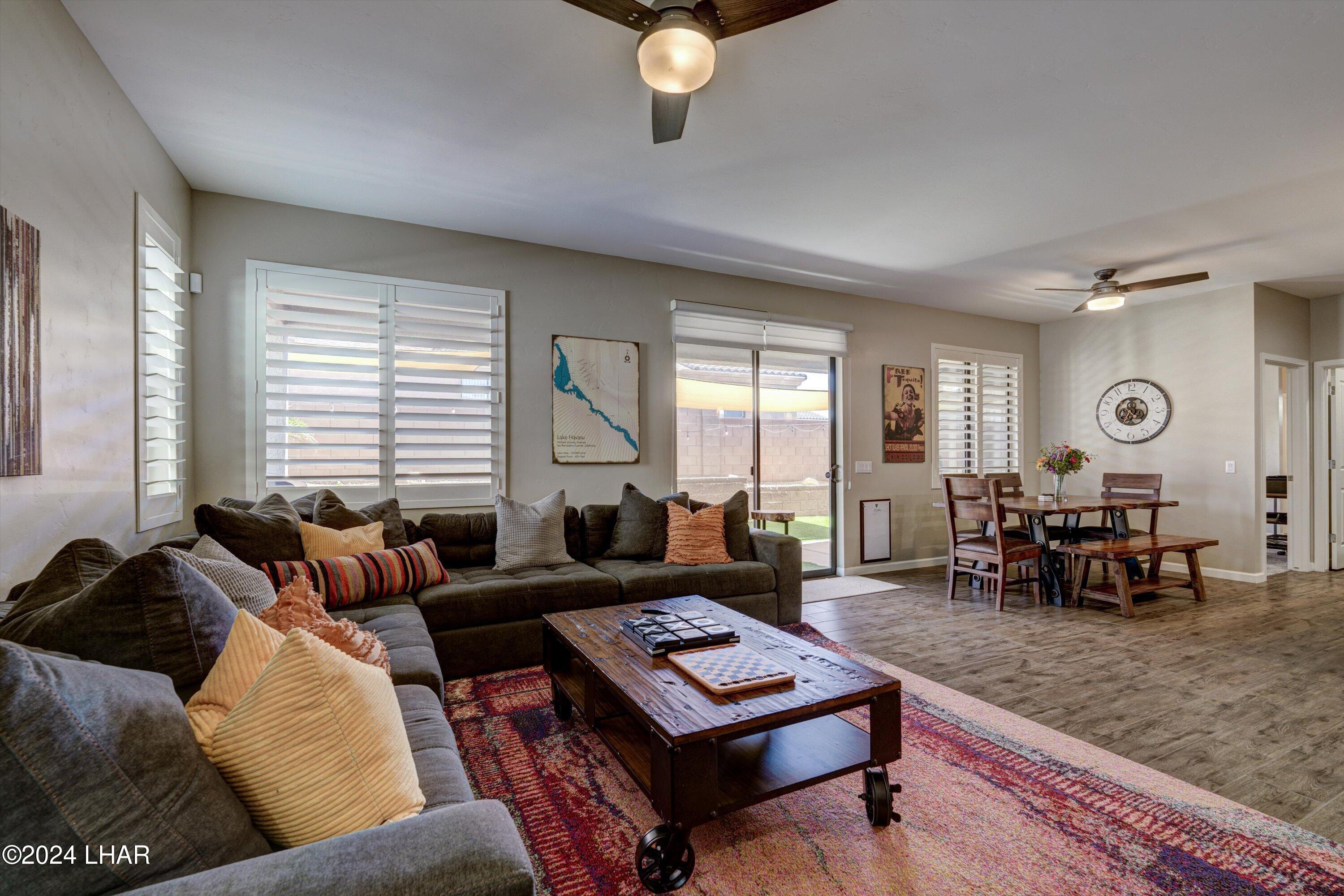 1306 Lobo Dr