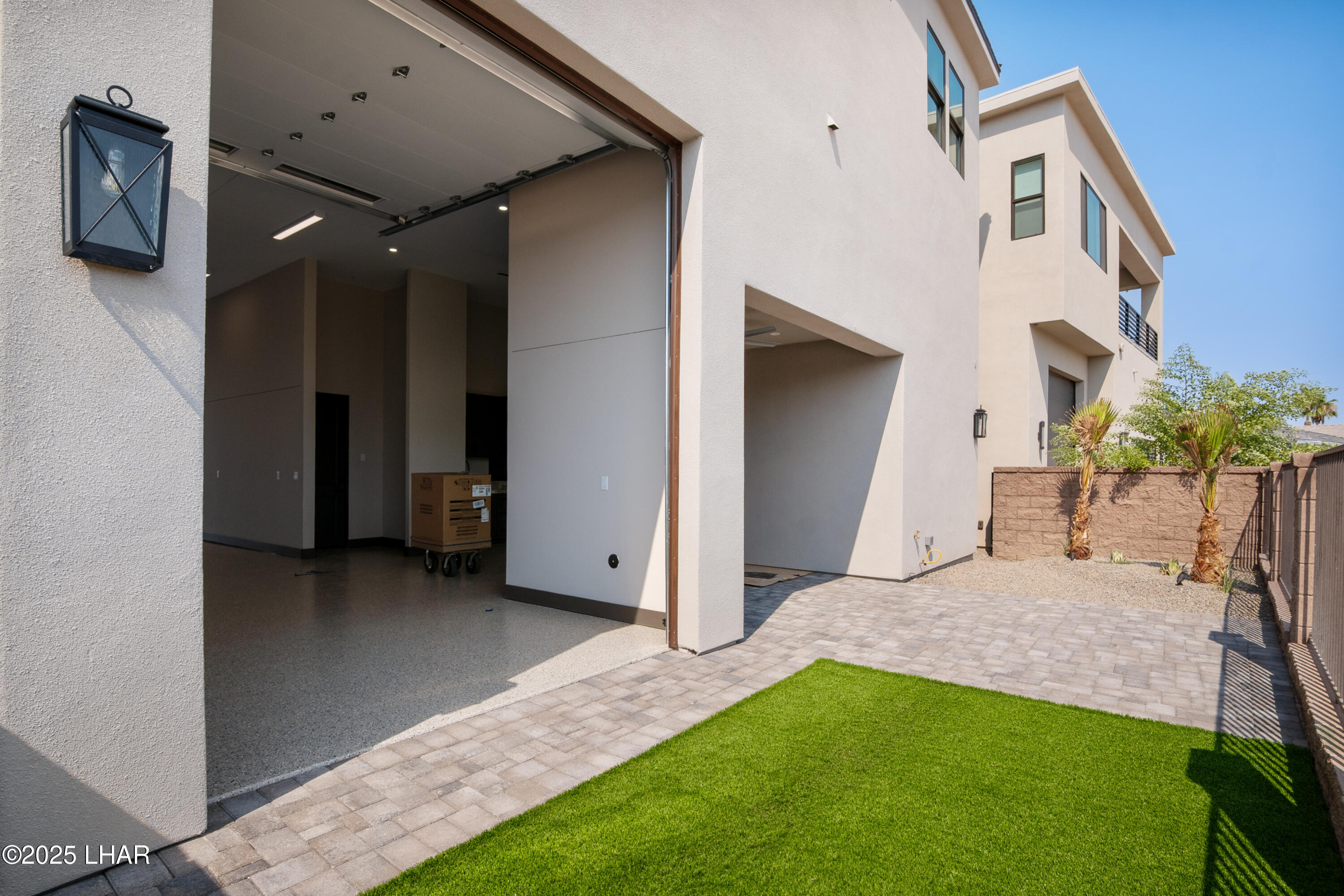805 Malibu Dr
