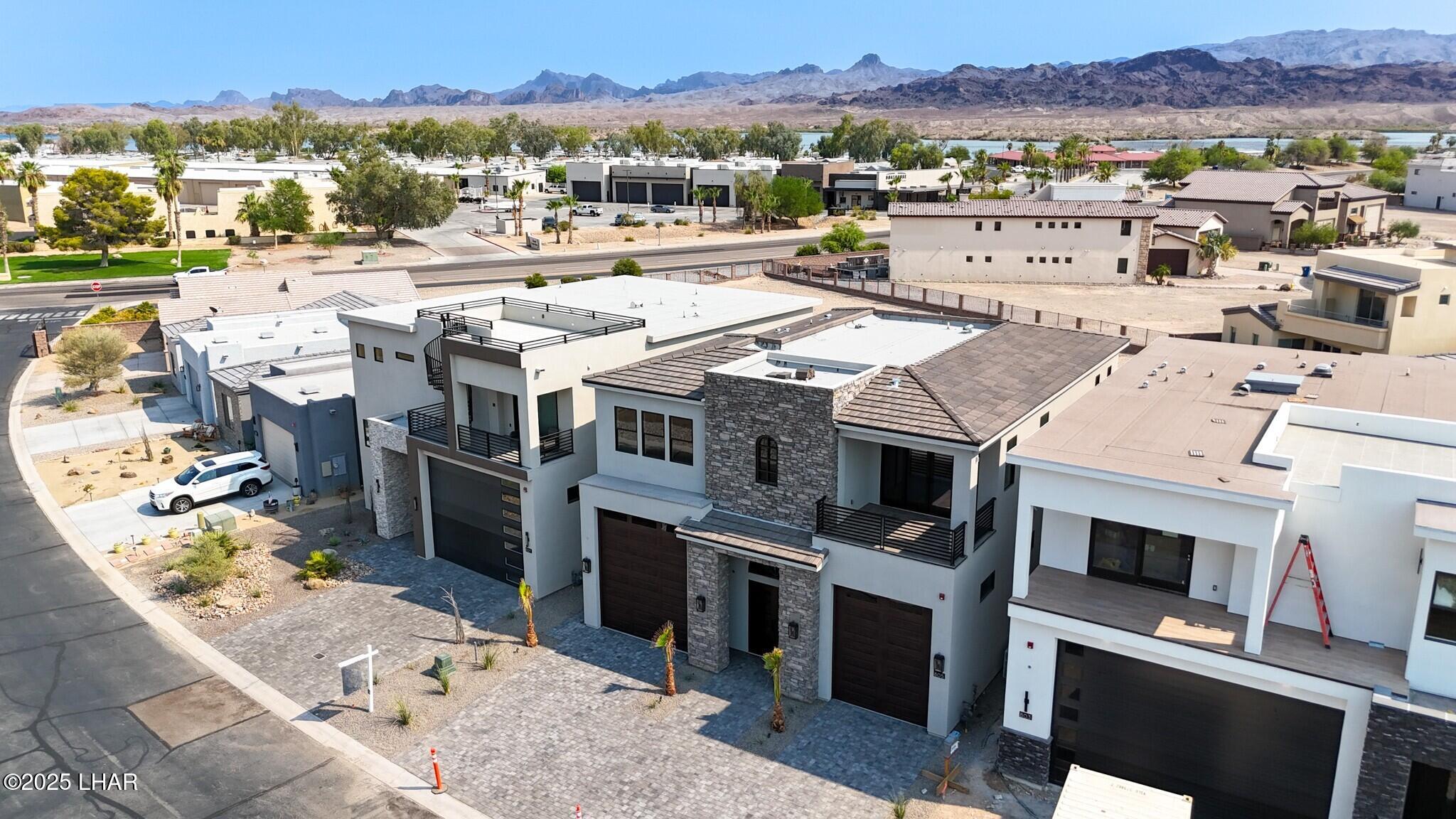 805 Malibu Dr