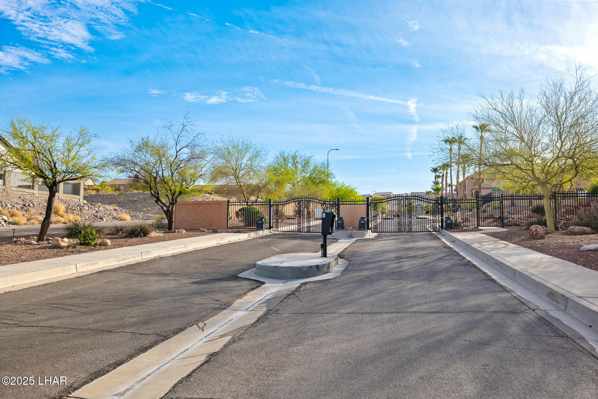 1136 Desert Bloom Cir