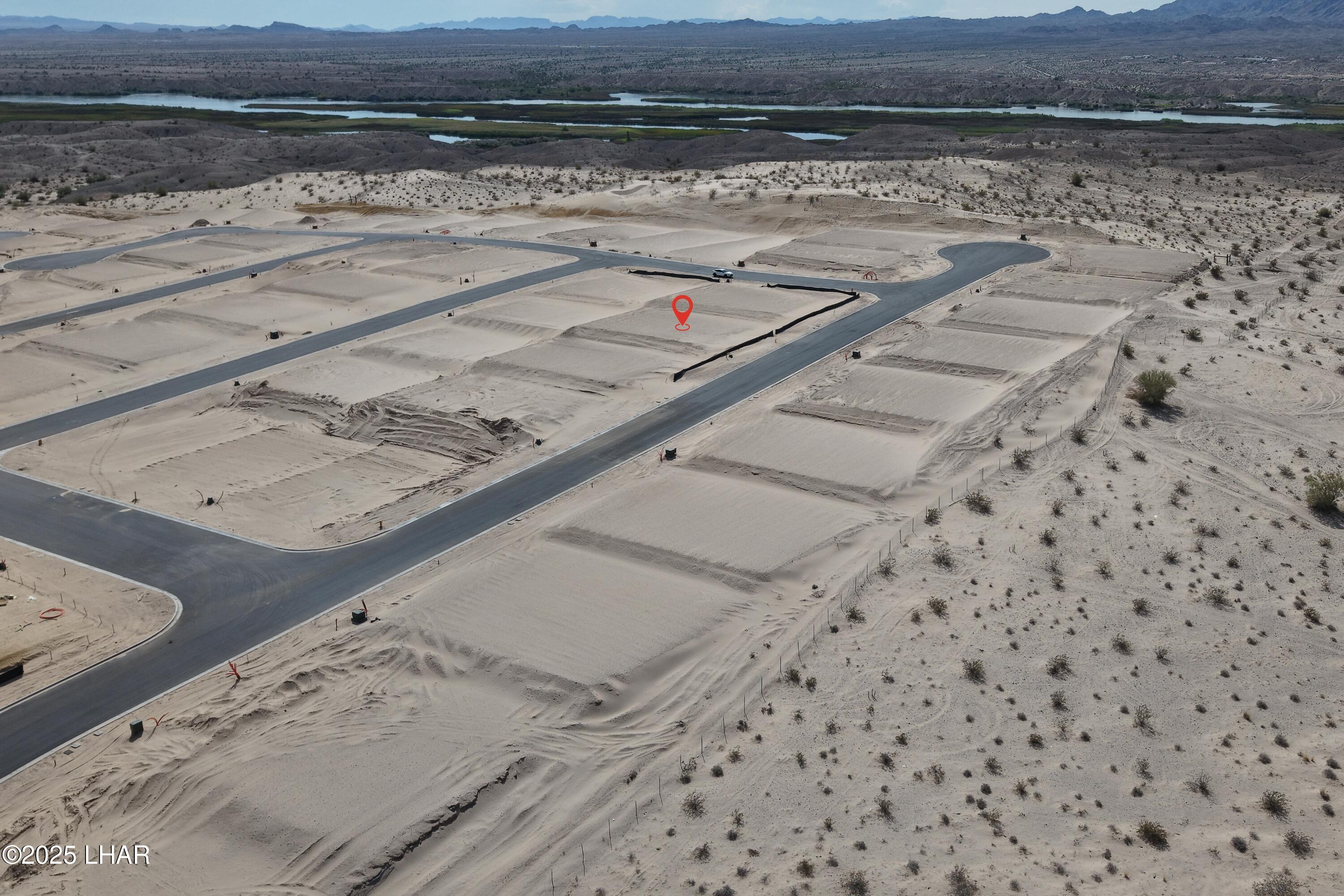 1534 E North View Dr