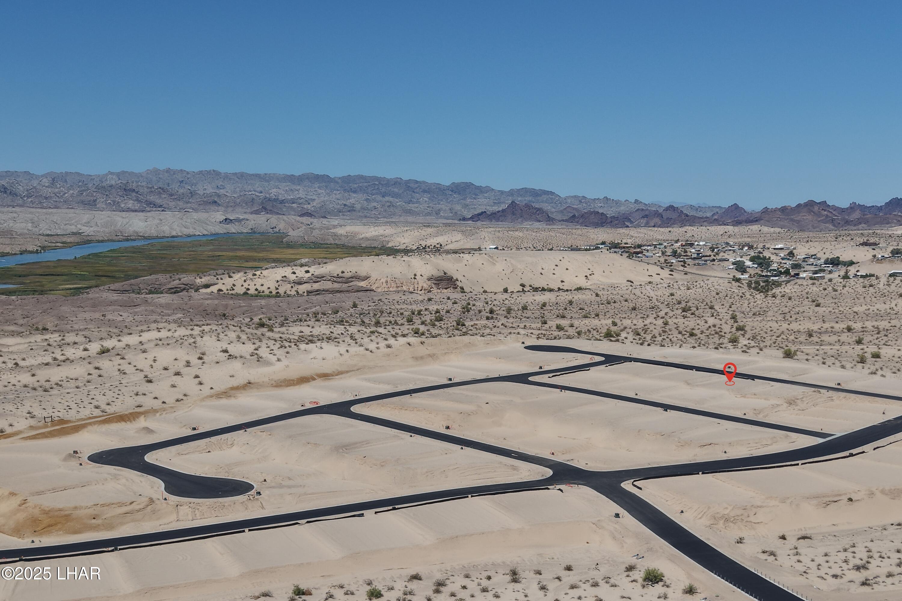 1542 E North View Dr