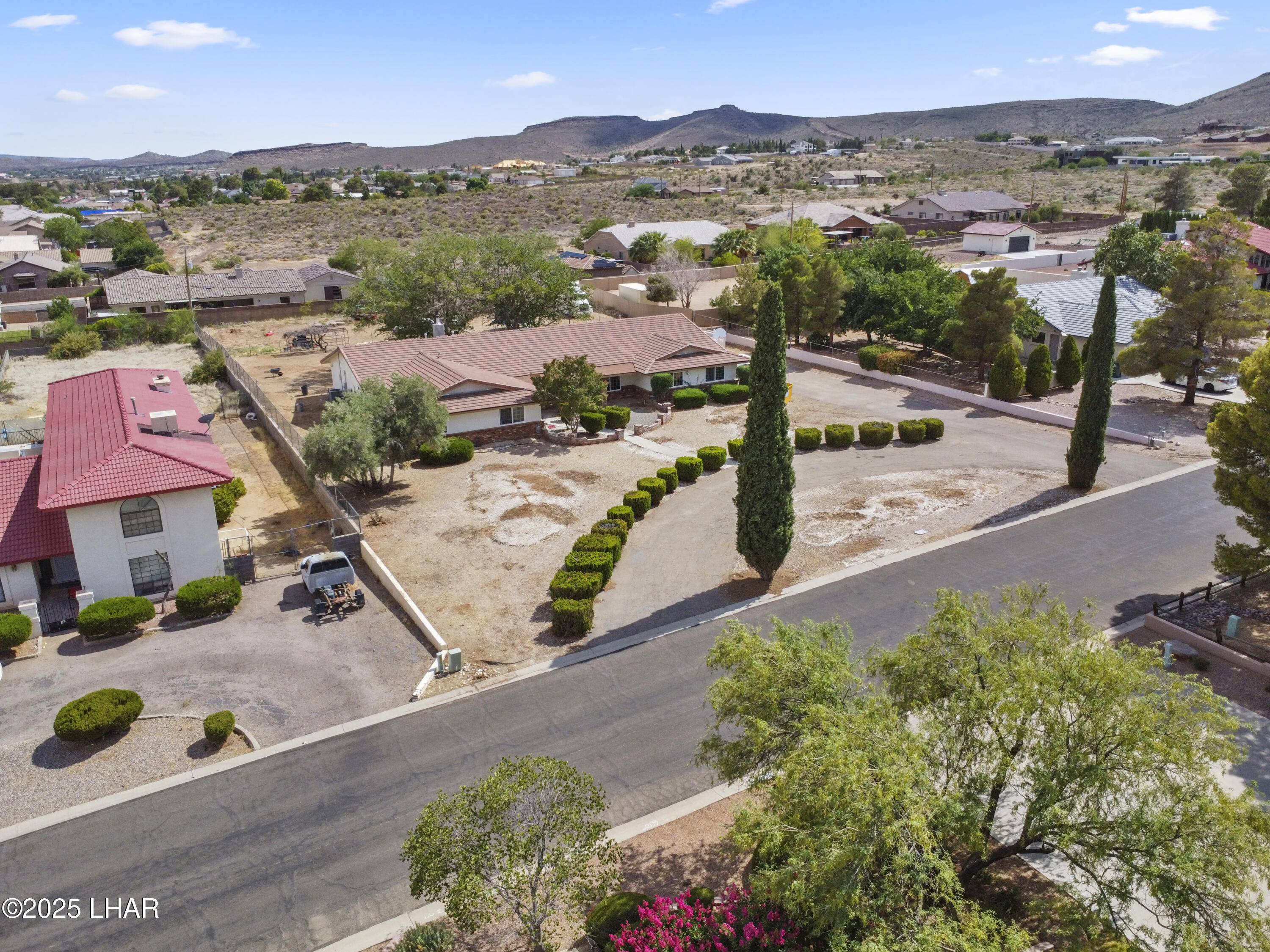 630 Shadow Mountain Dr