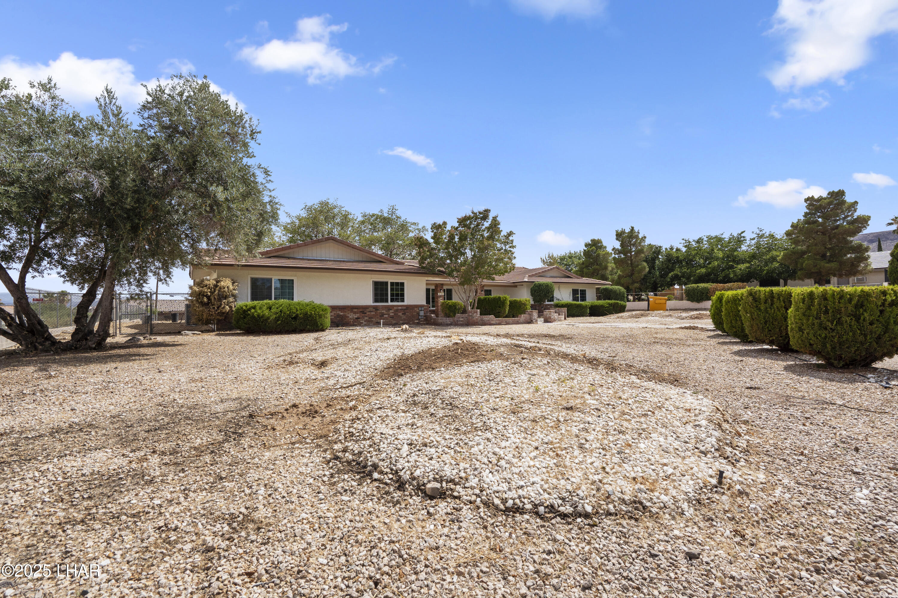 630 Shadow Mountain Dr