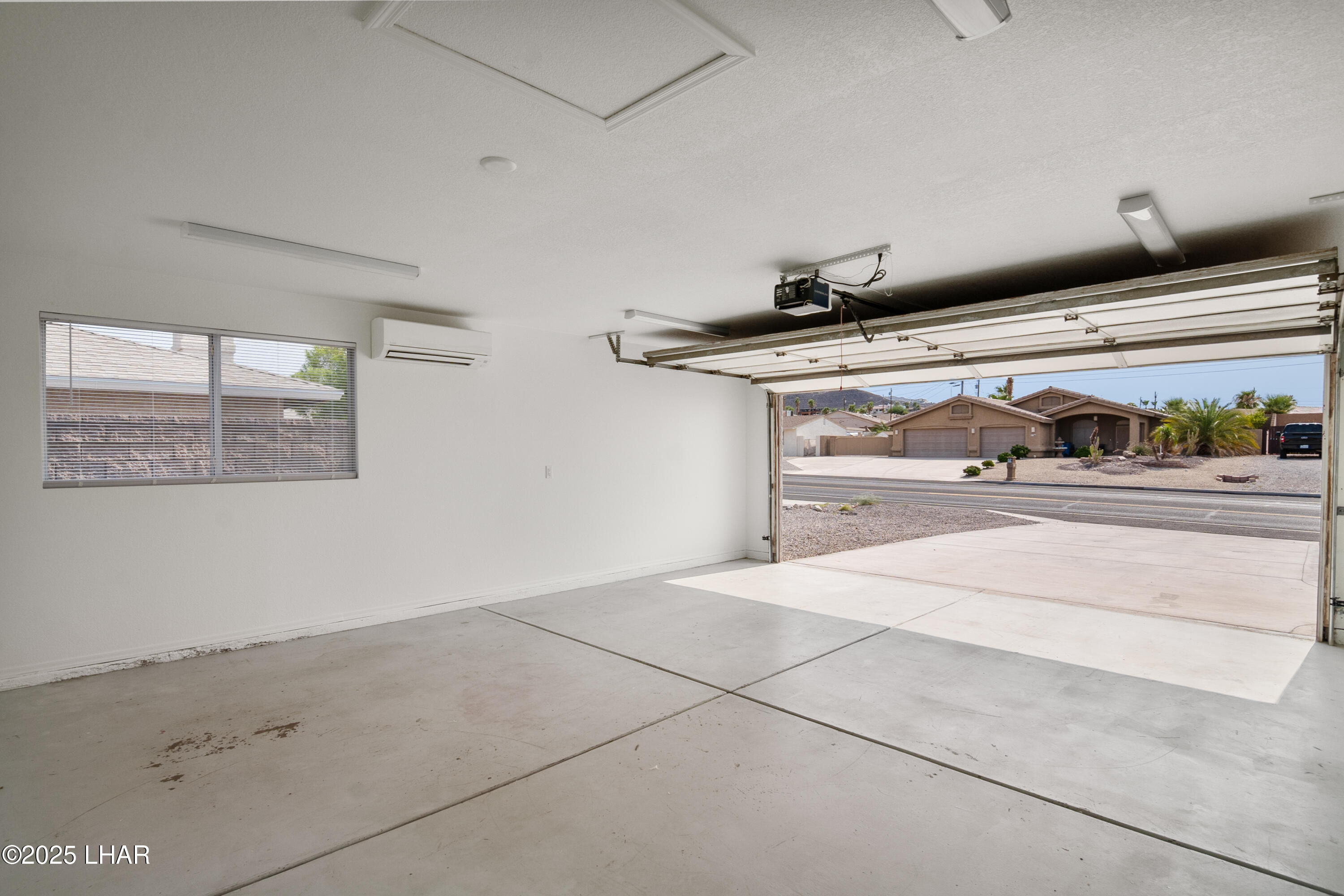 901 Mcculloch Blvd S