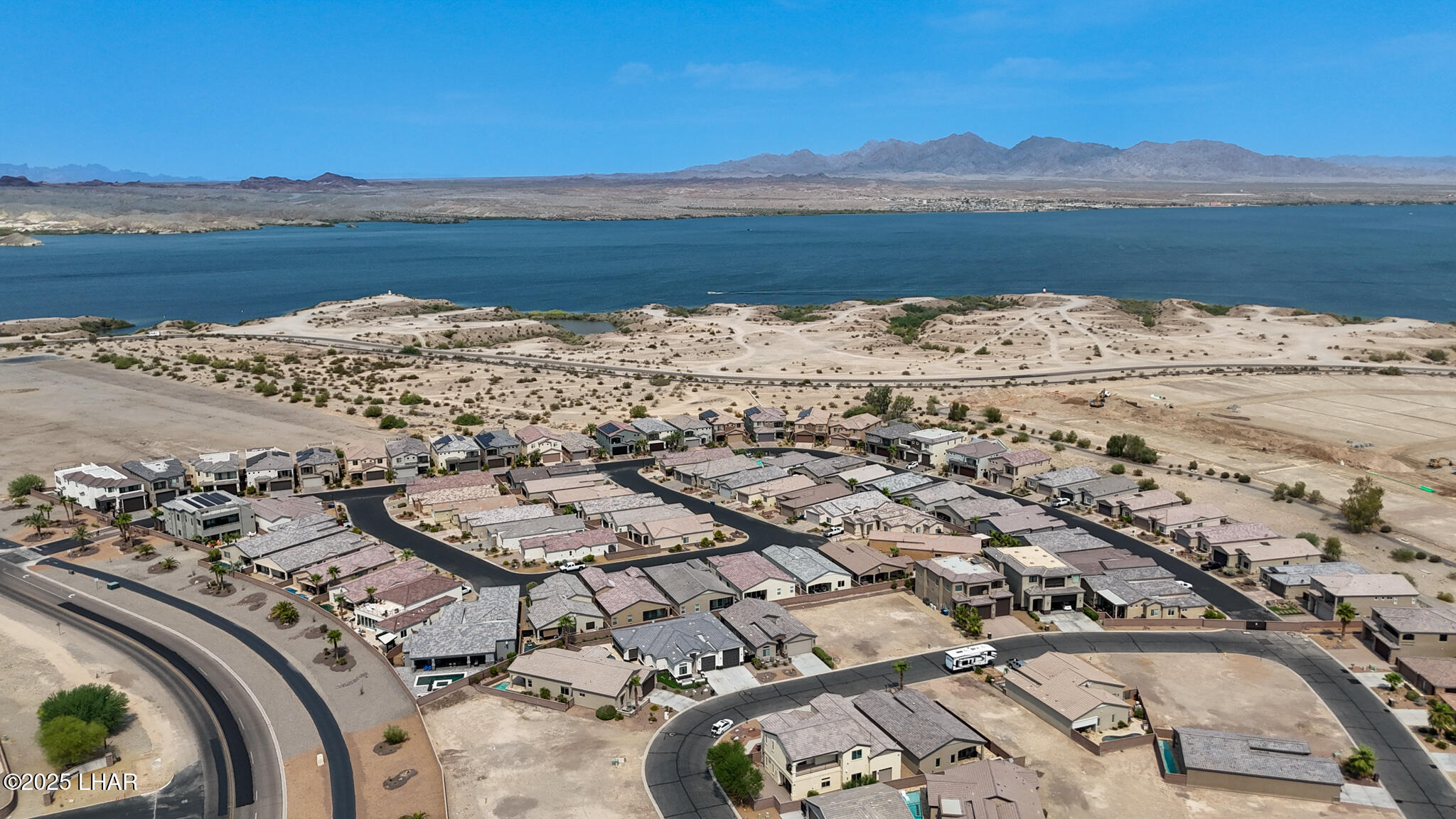 662 Island Dr