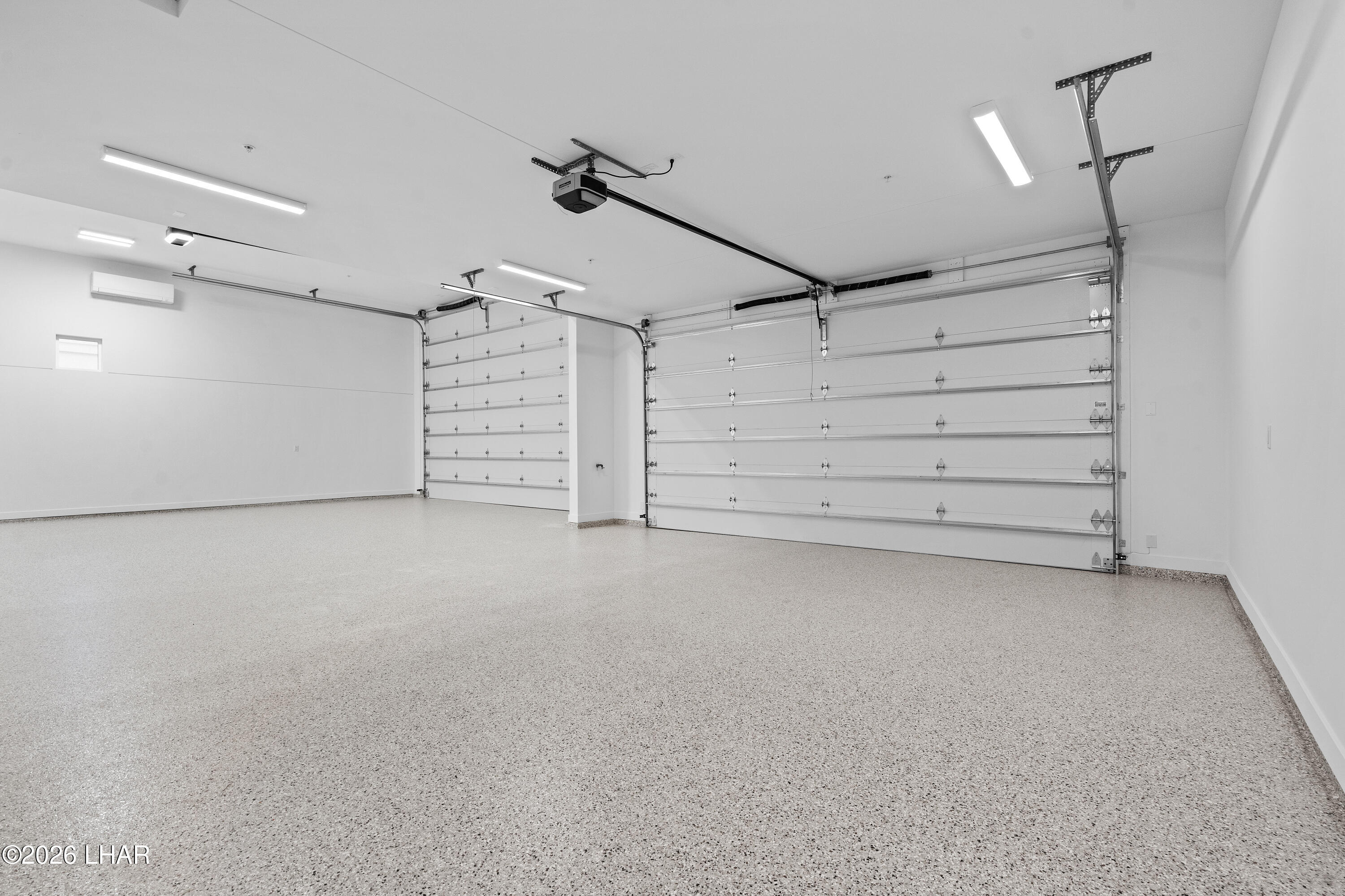 6323 Avienda De Las Colinas