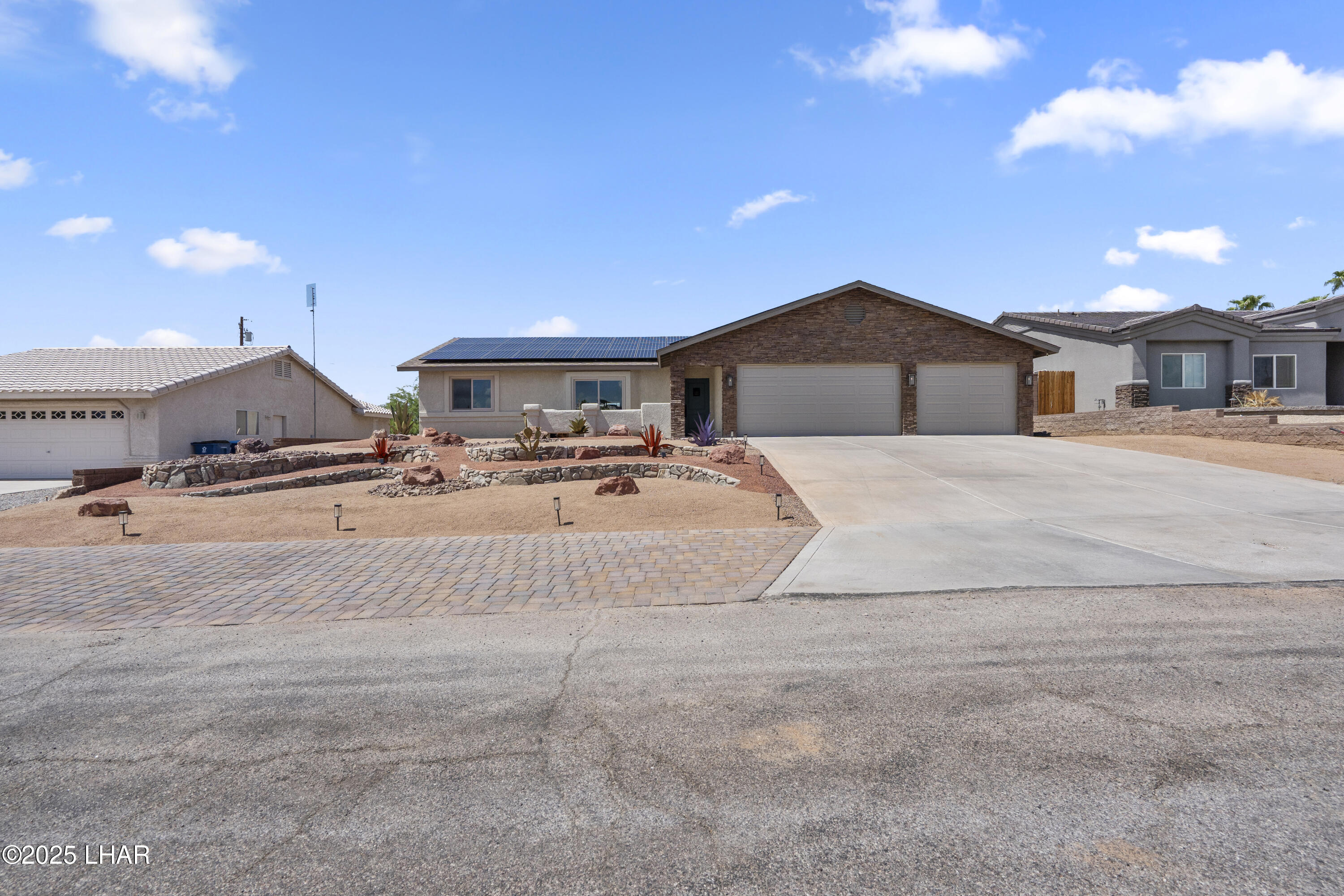 2701 Indian Pipe Dr