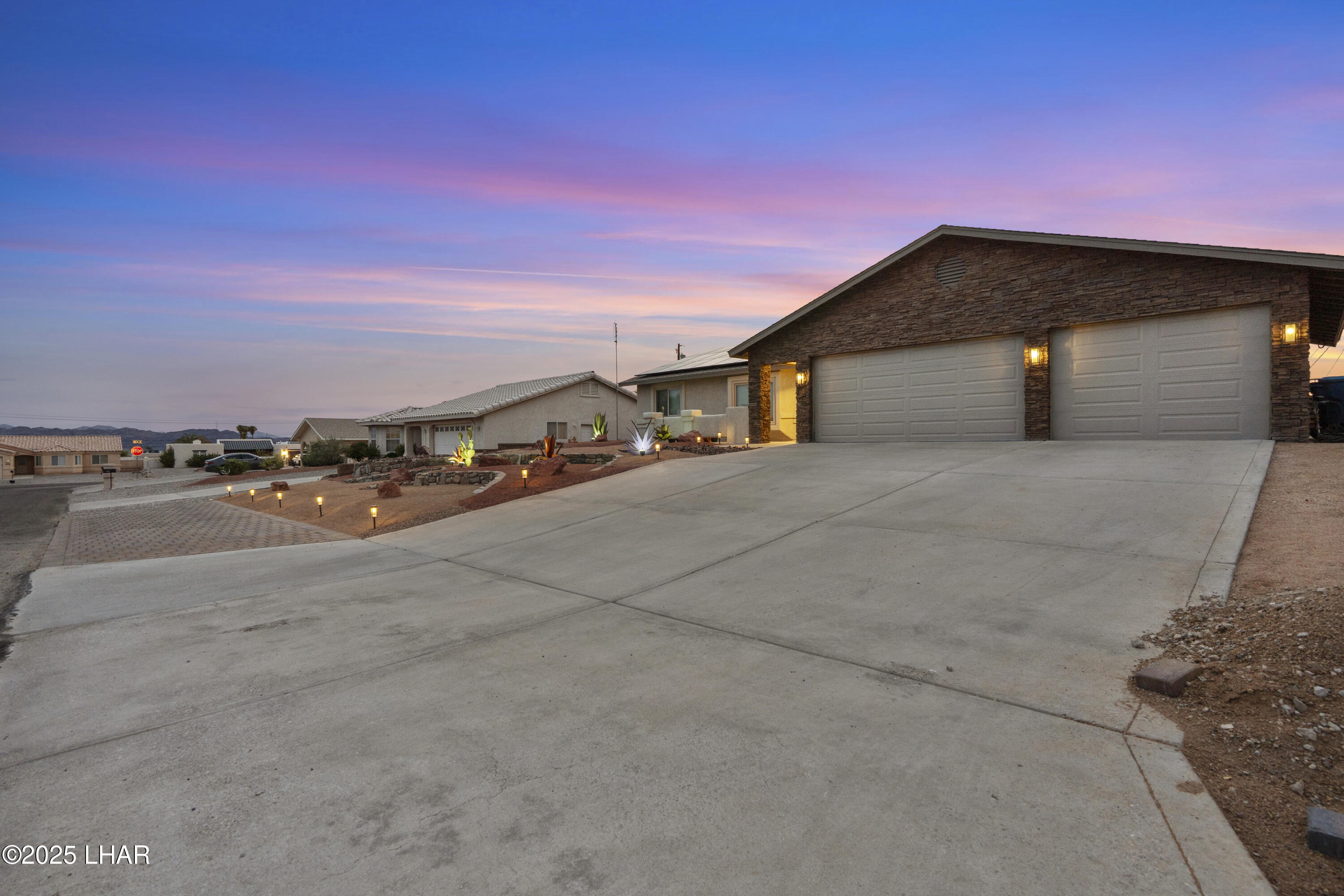 2701 Indian Pipe Dr