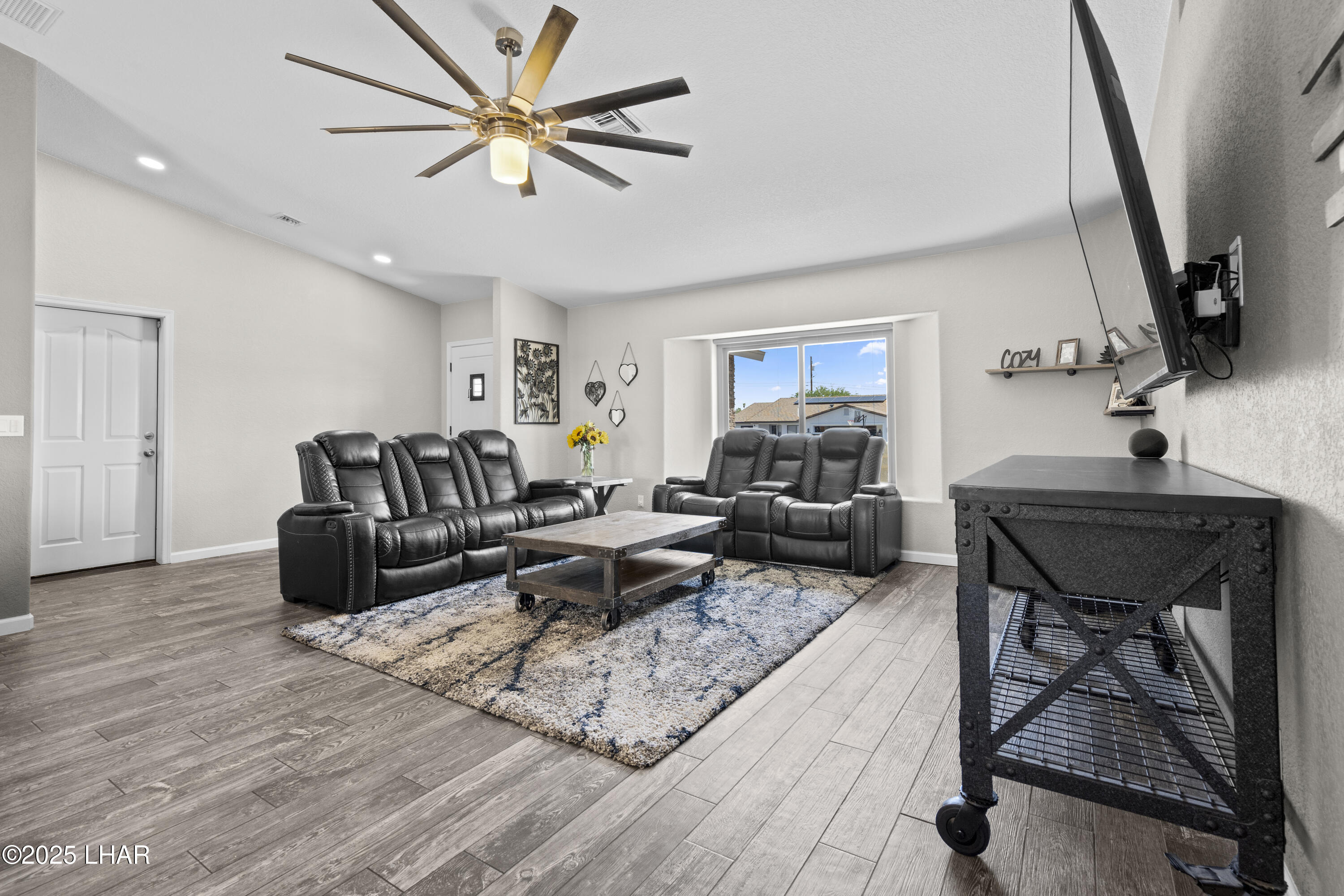 2701 Indian Pipe Dr