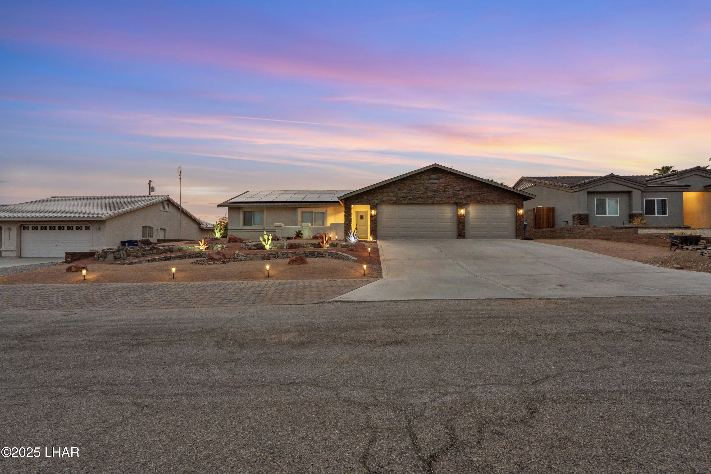 2701 Indian Pipe Dr