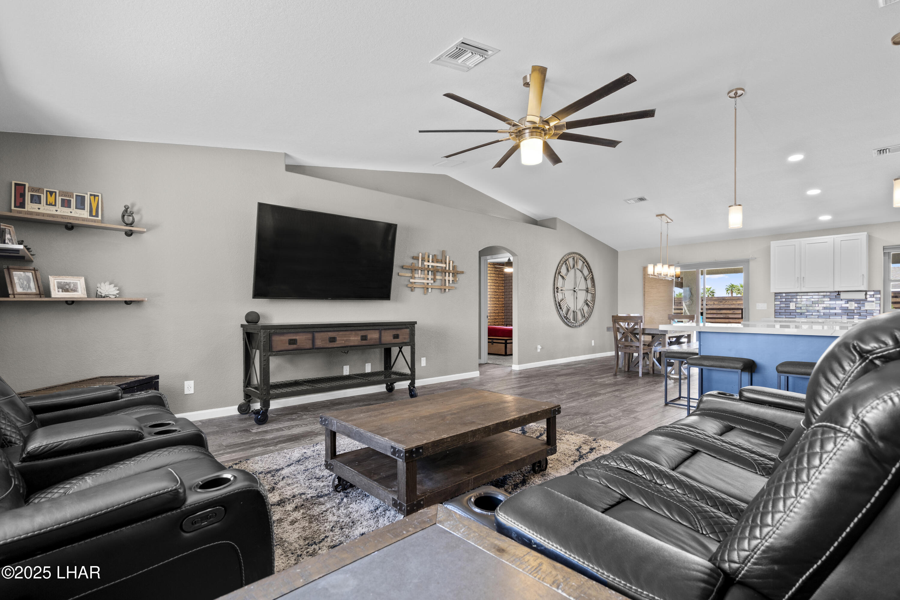 2701 Indian Pipe Dr