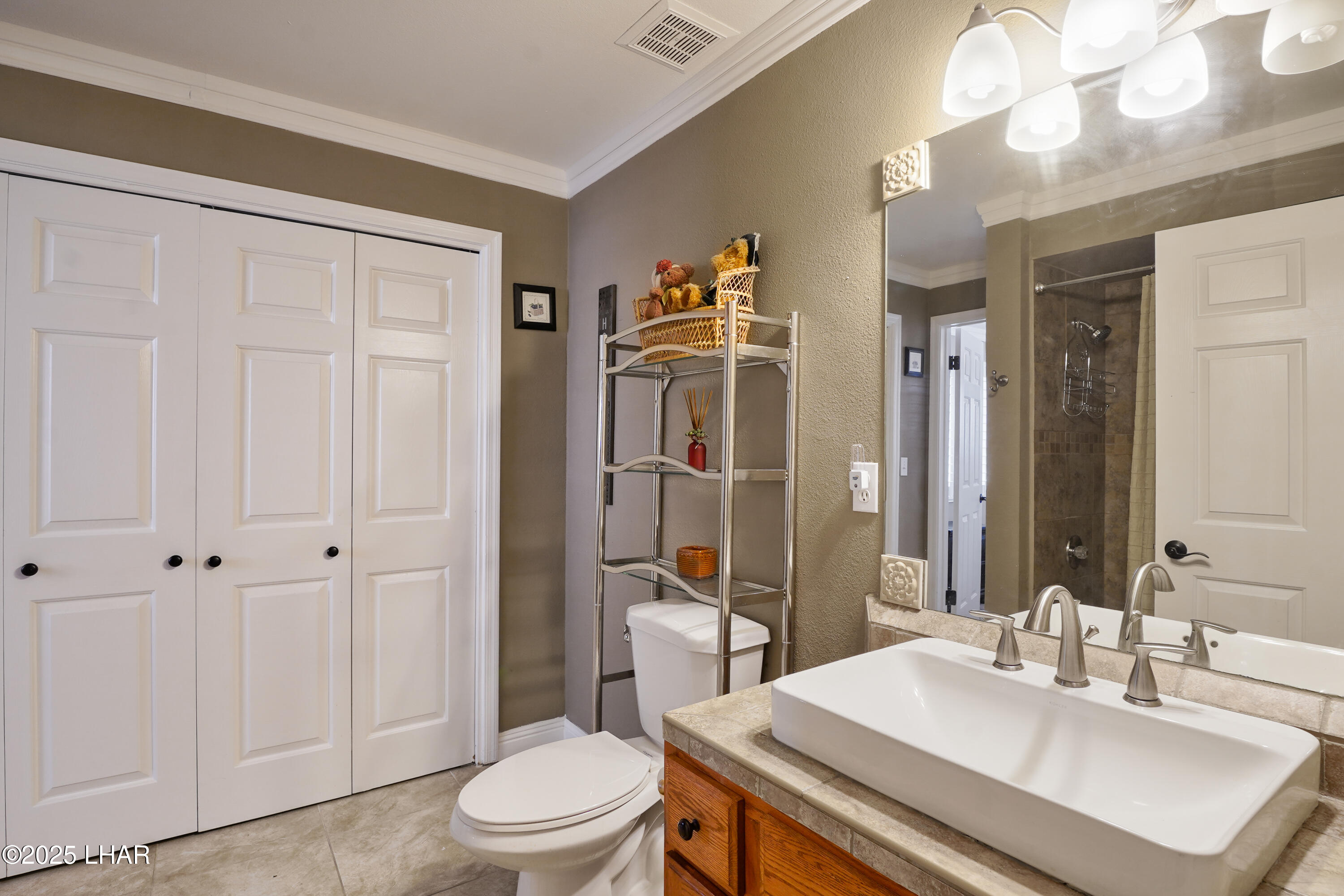 1310 Pueblo Dr