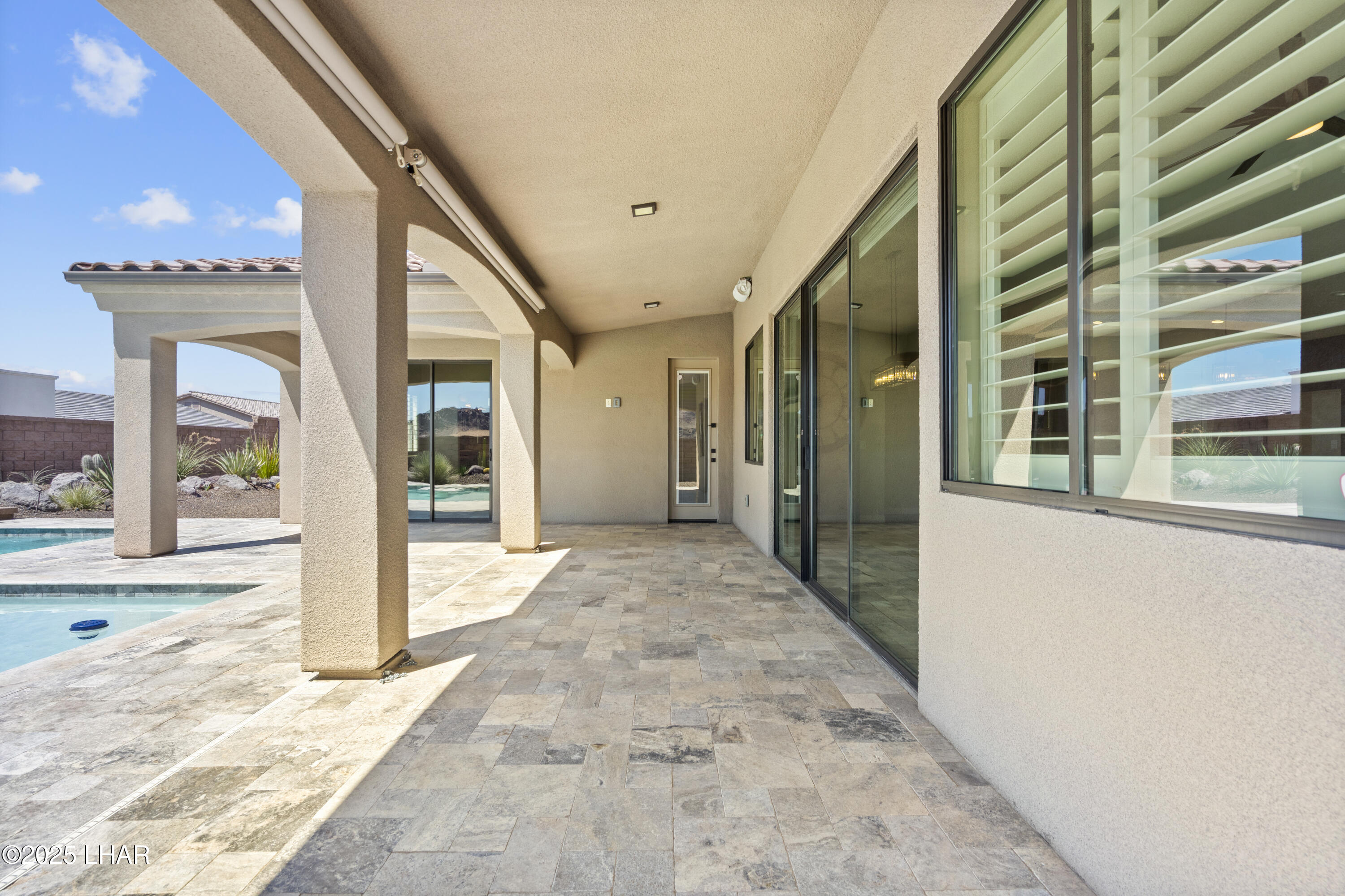 3195 Oro Grande Blvd