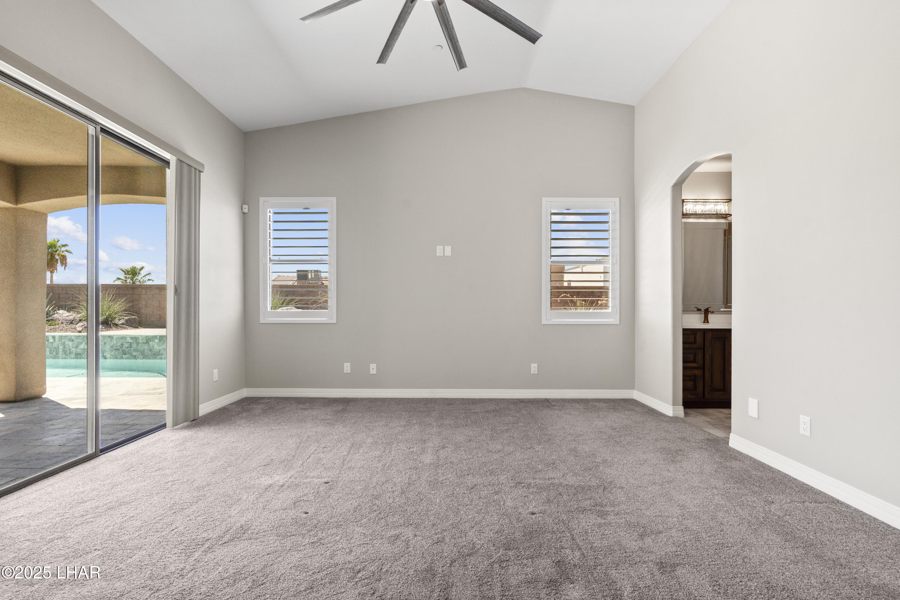 3195 Oro Grande Blvd