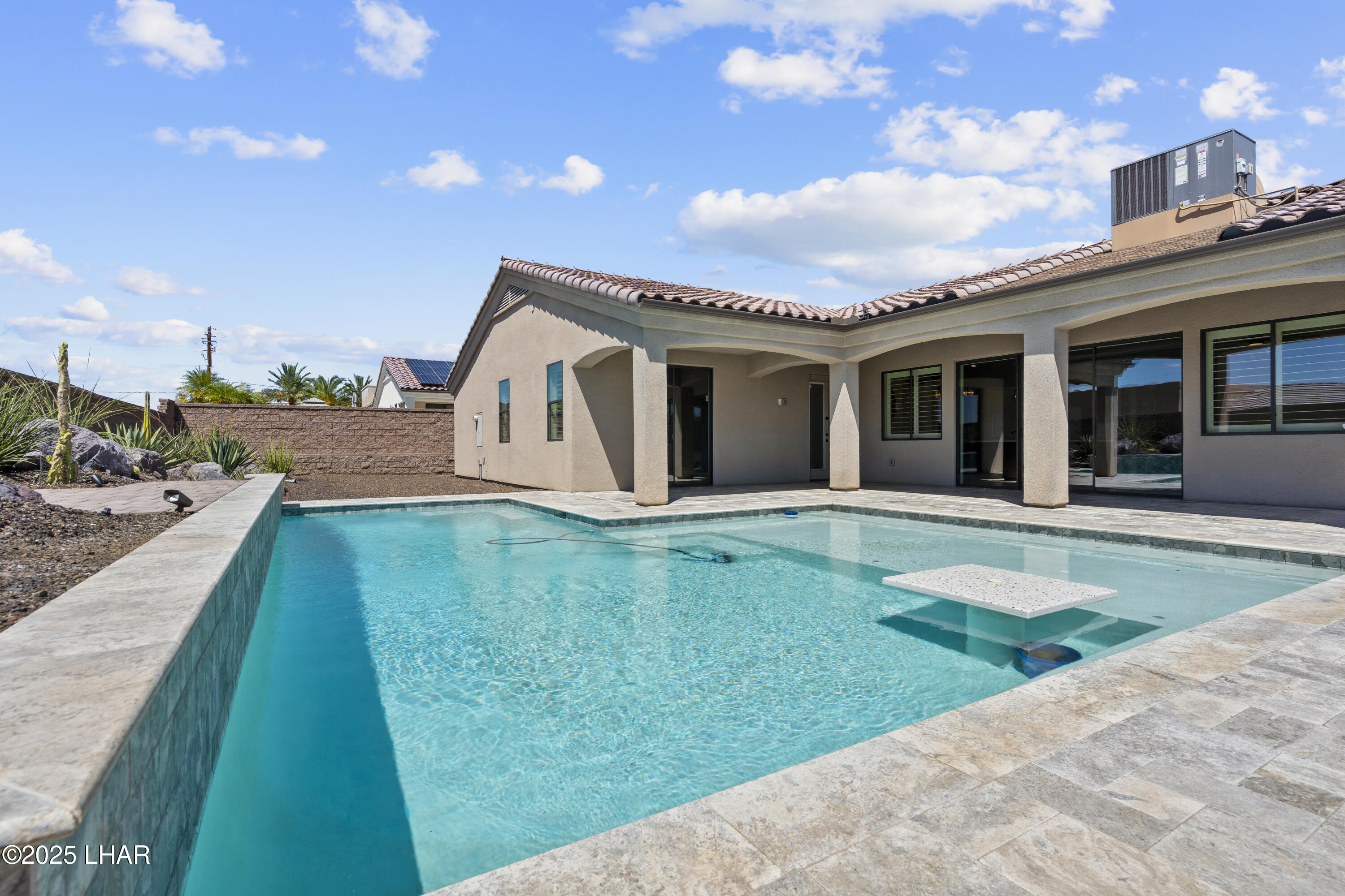 3195 Oro Grande Blvd