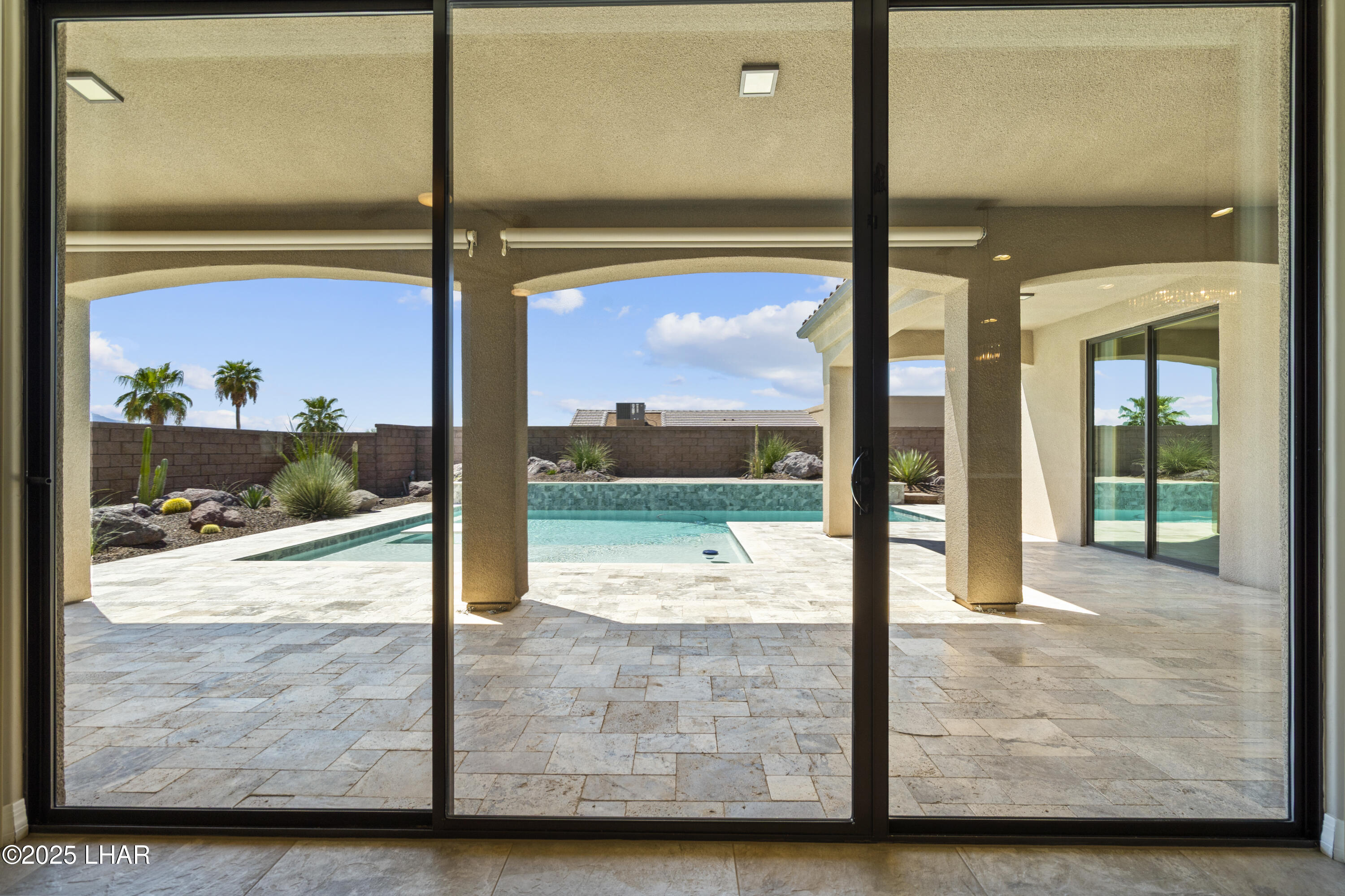 3195 Oro Grande Blvd