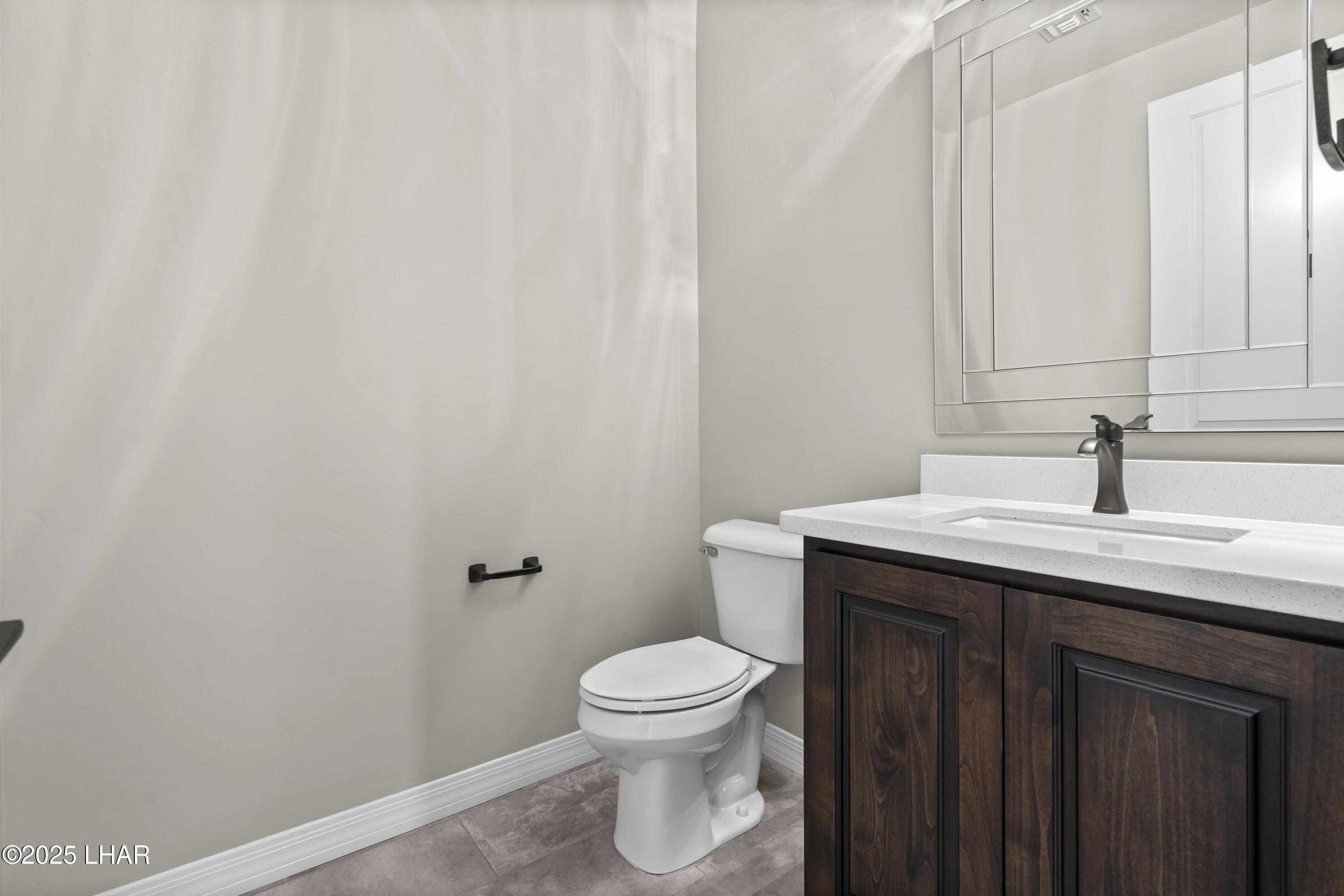 3195 Oro Grande Blvd