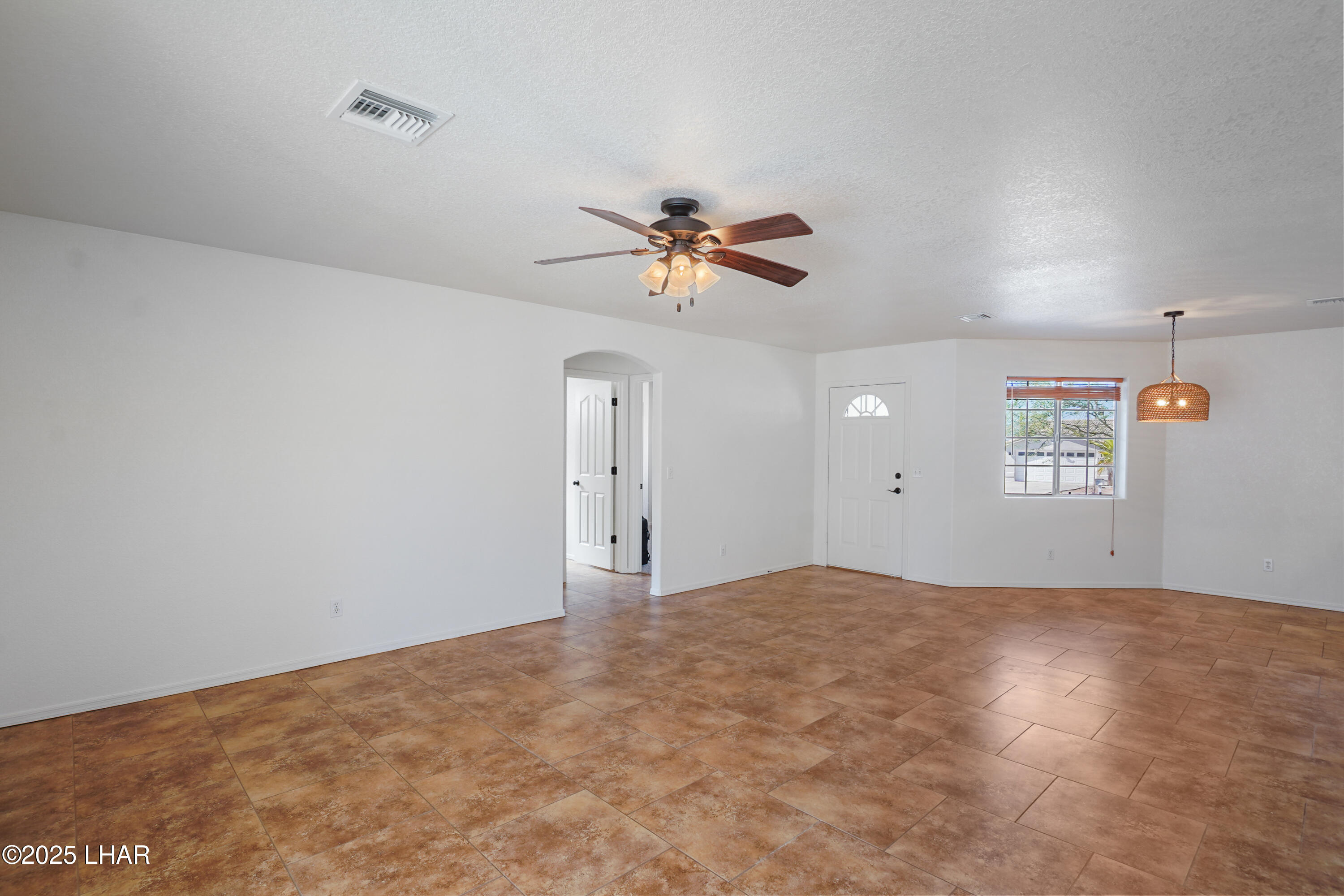 3413 Landau Ln