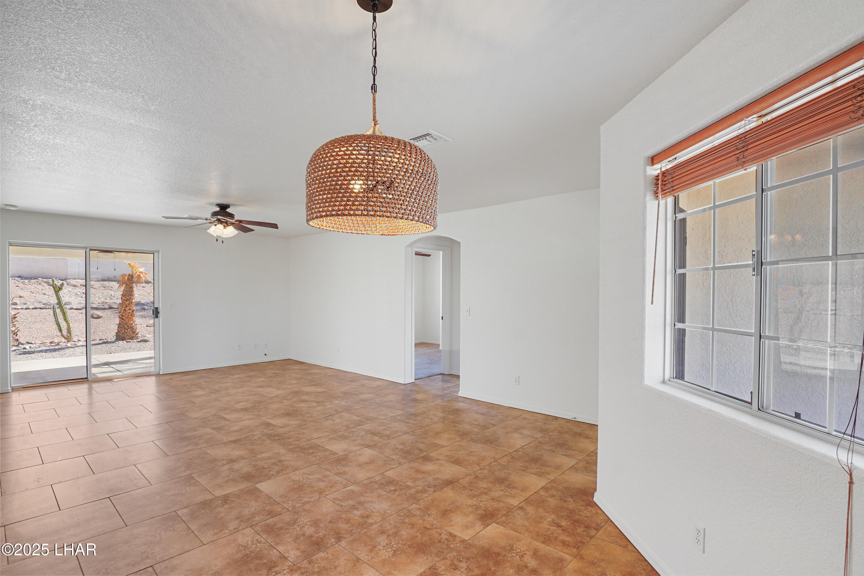 3413 Landau Ln