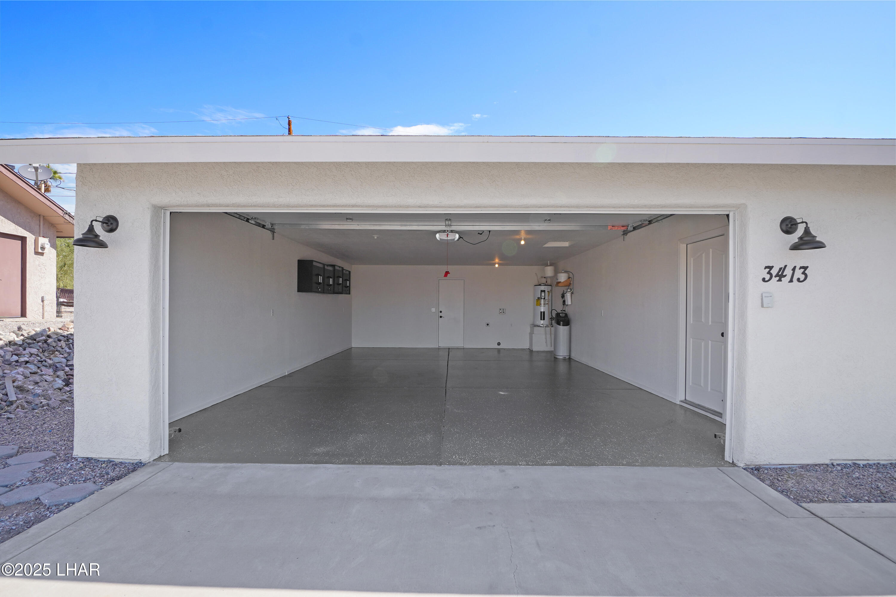3413 Landau Ln