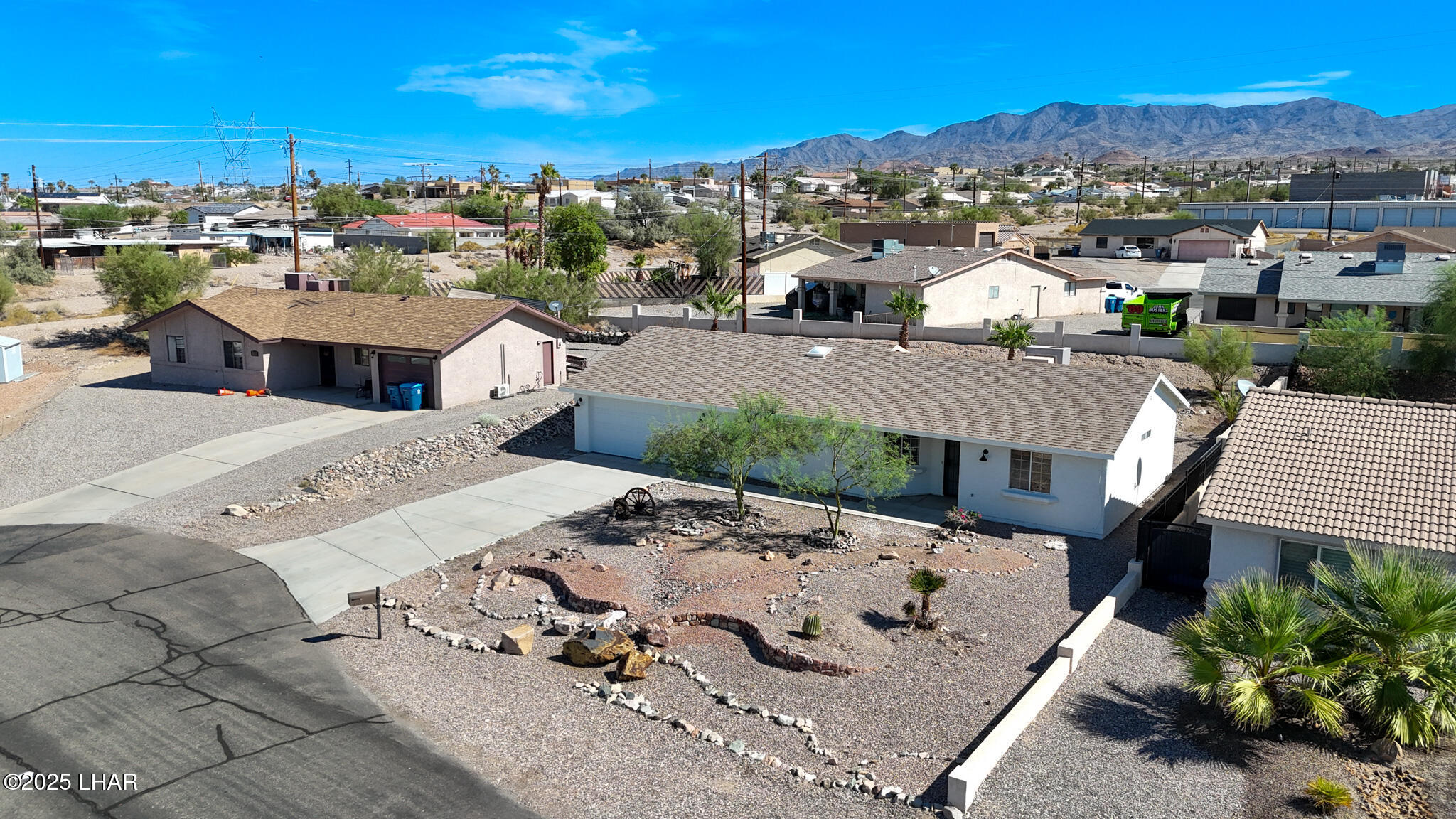 3413 Landau Ln
