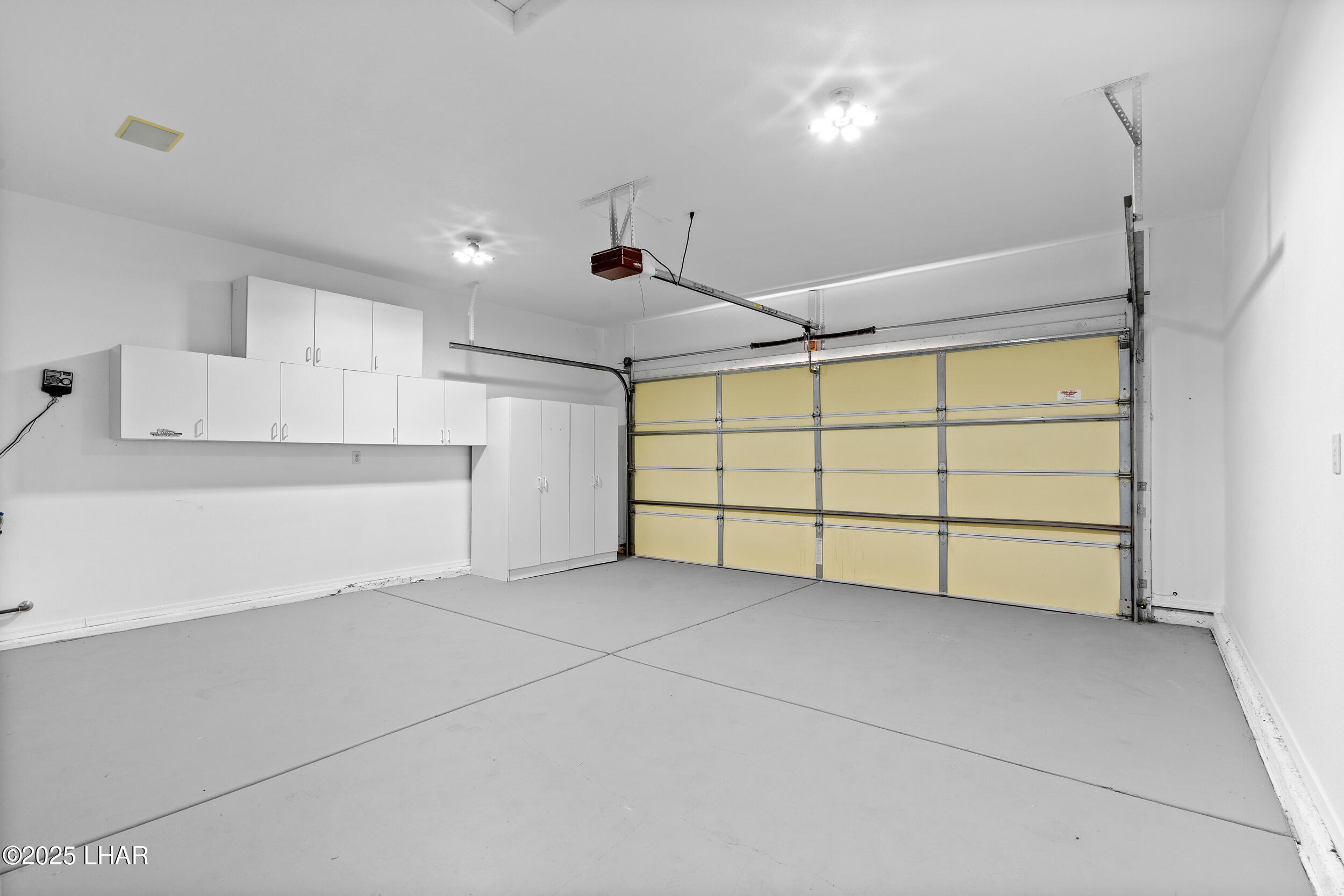 2423 E George Ln