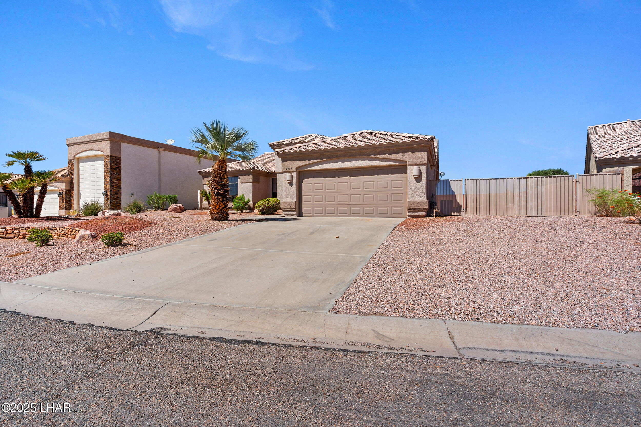 2423 E George Ln