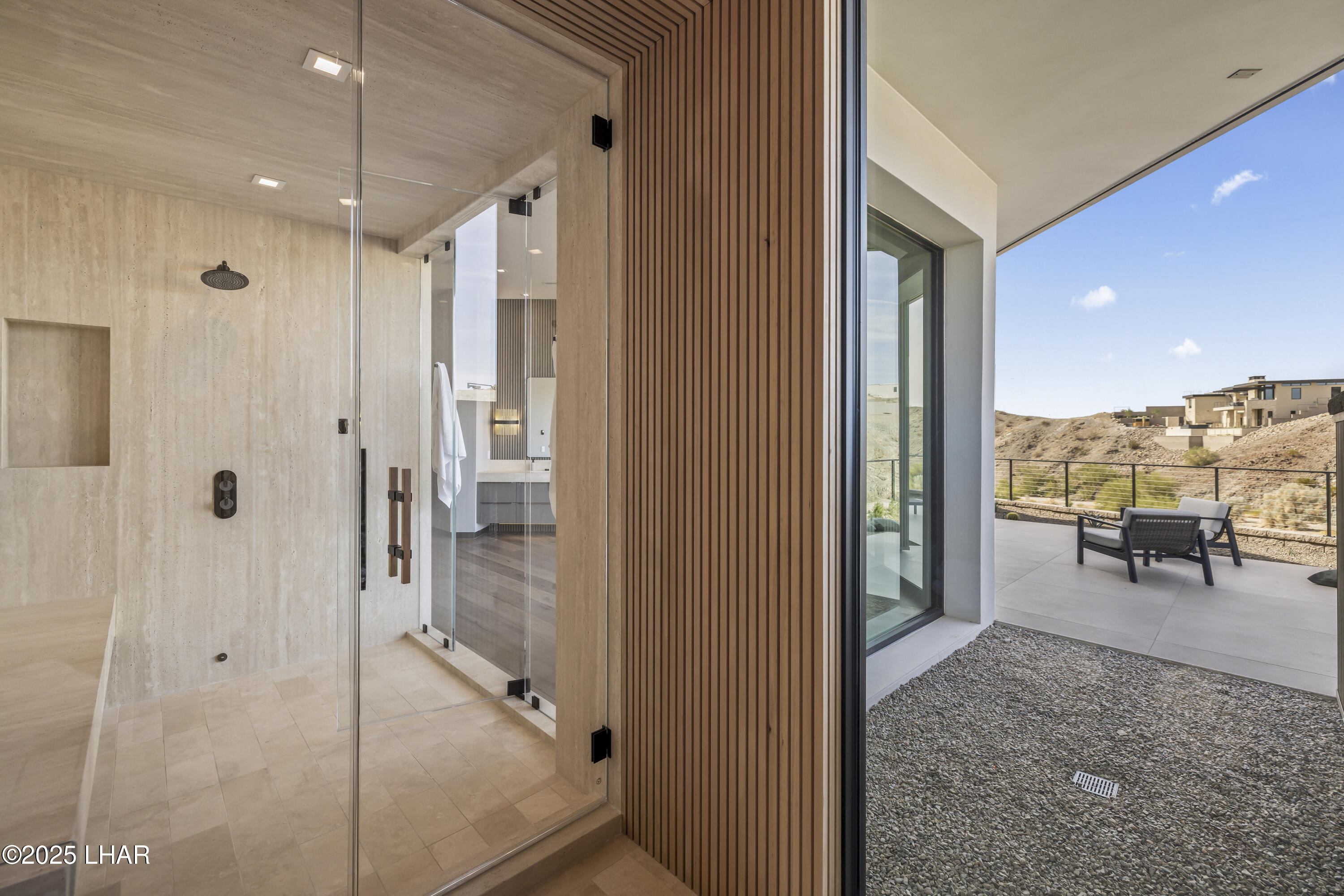 2437 Wren Cove Way