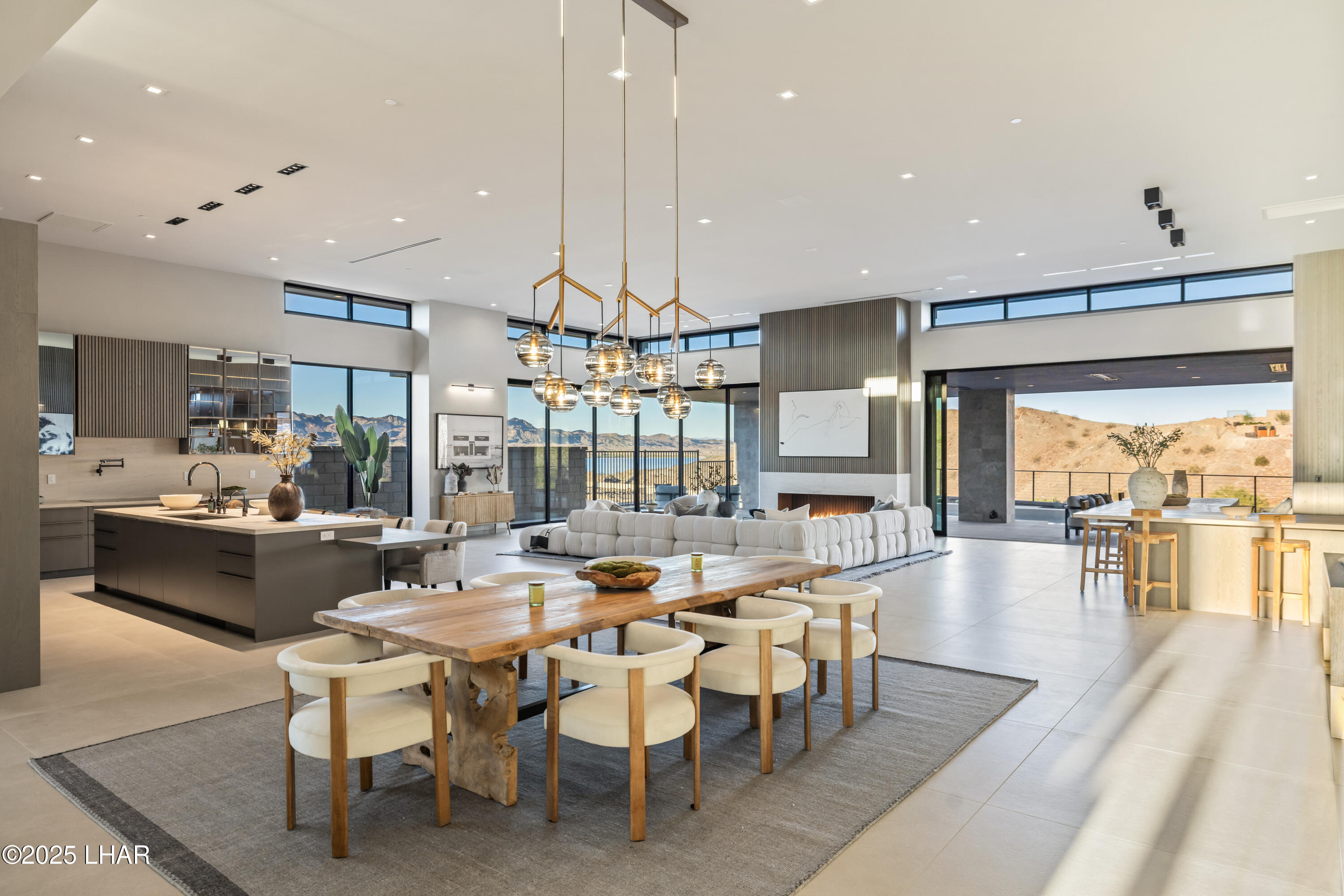 2437 Wren Cove Way