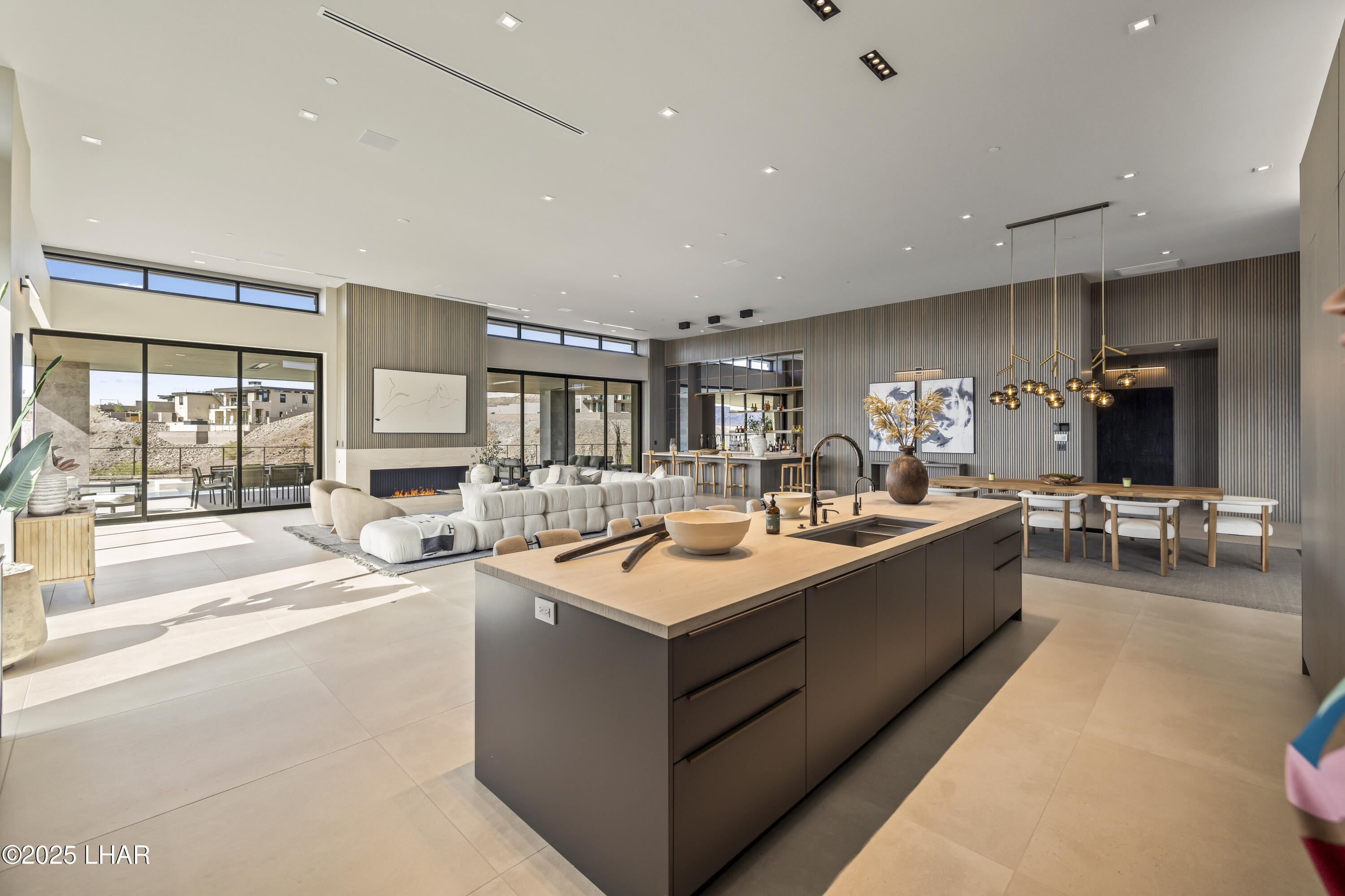 2437 Wren Cove Way