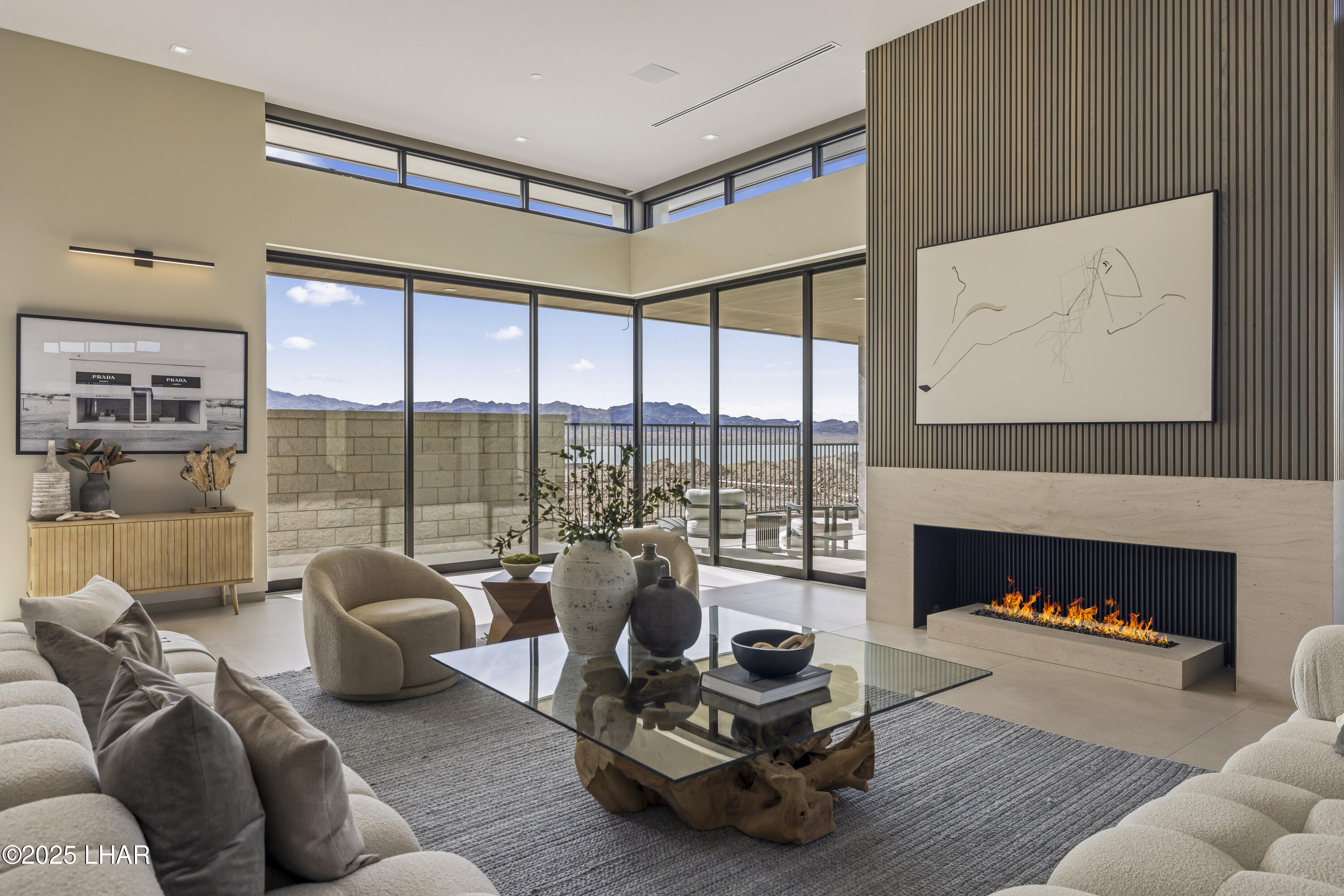 2437 Wren Cove Way