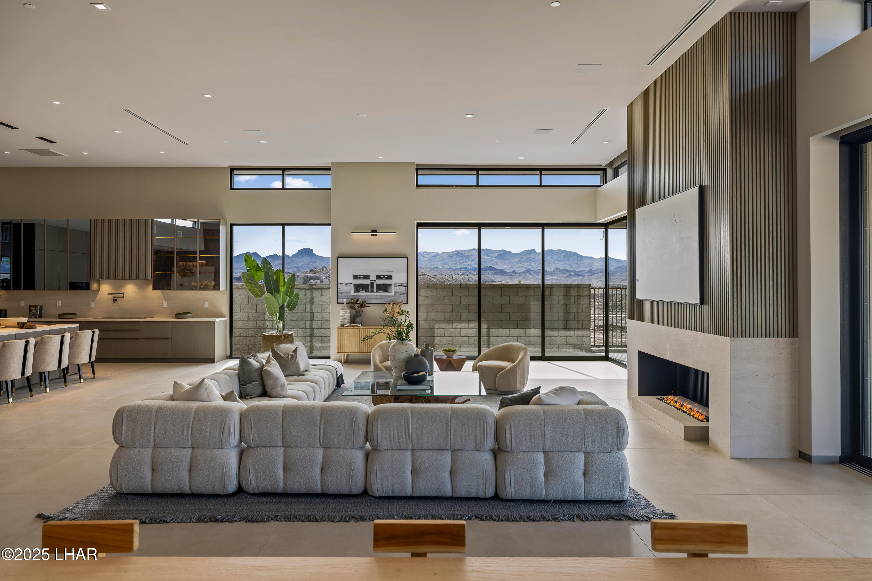 2437 Wren Cove Way