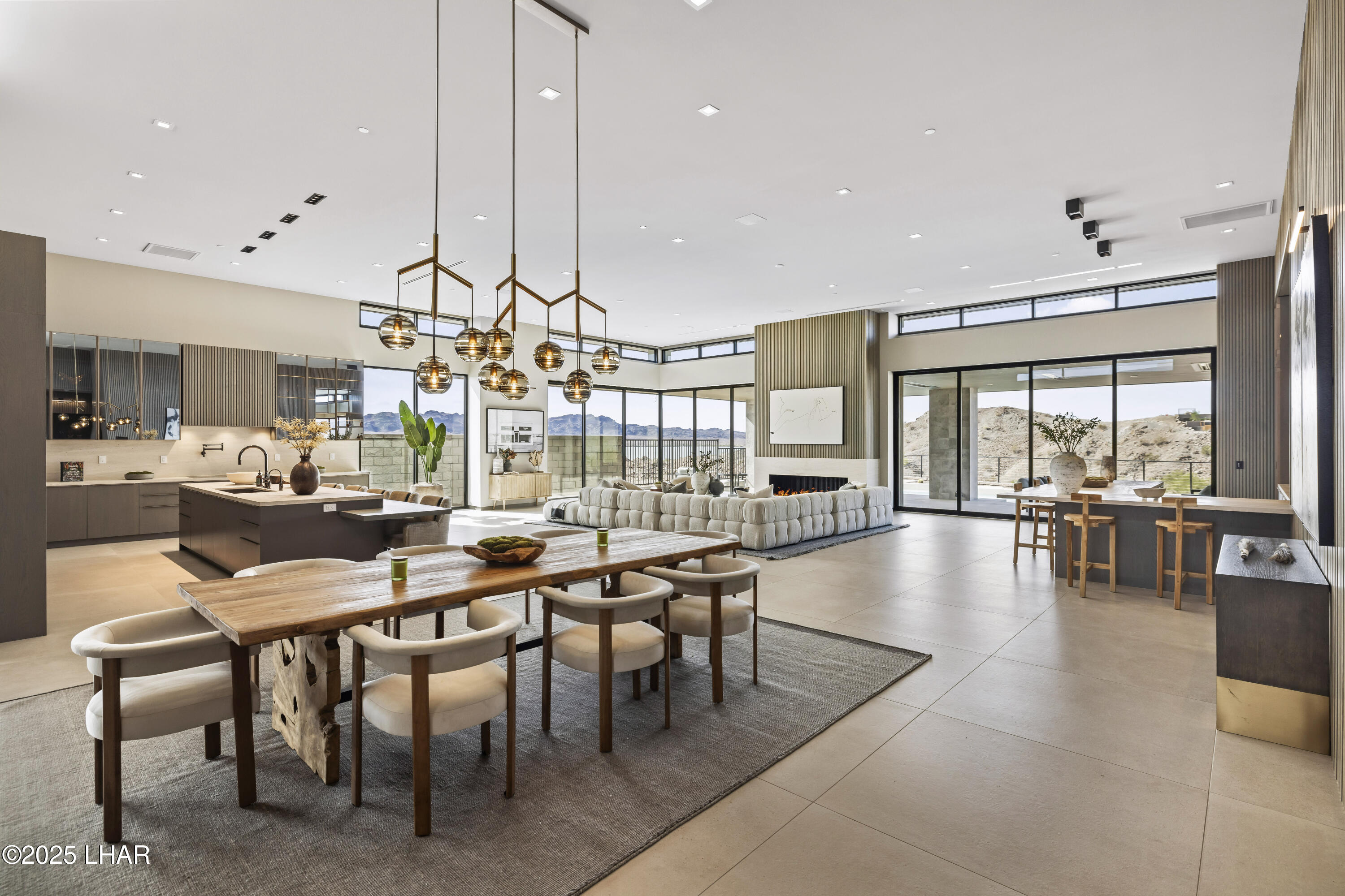 2437 Wren Cove Way