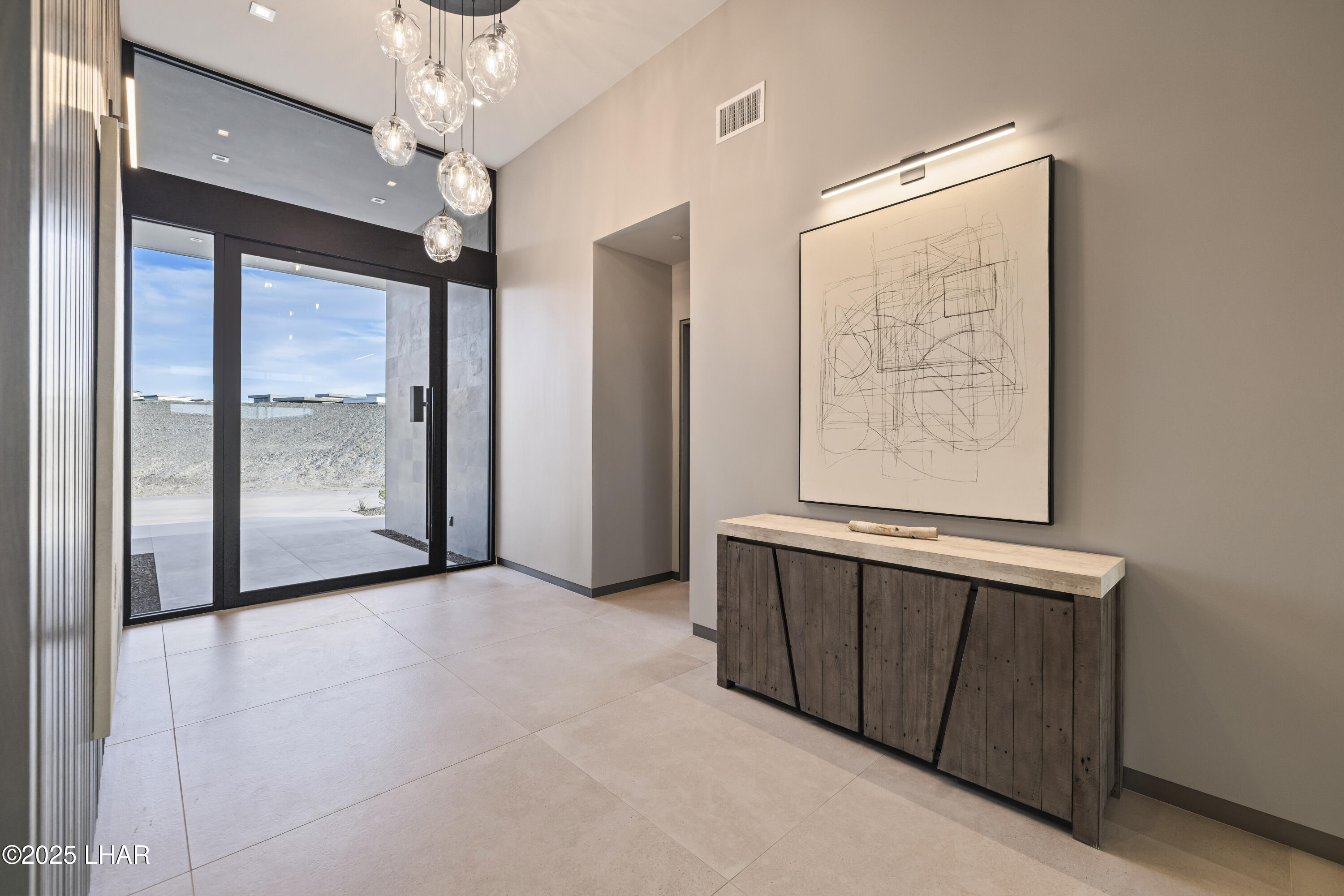 2437 Wren Cove Way