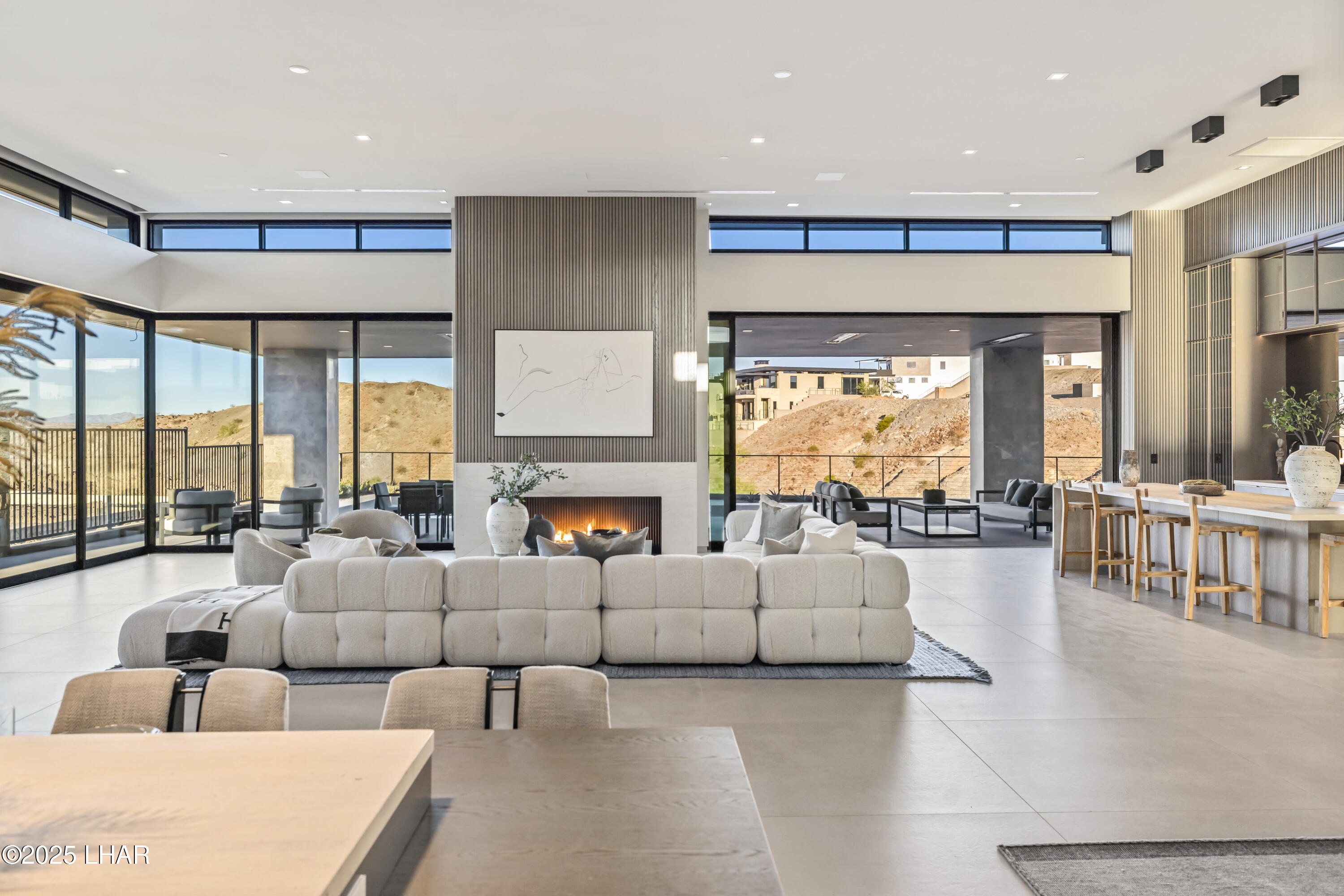 2437 Wren Cove Way
