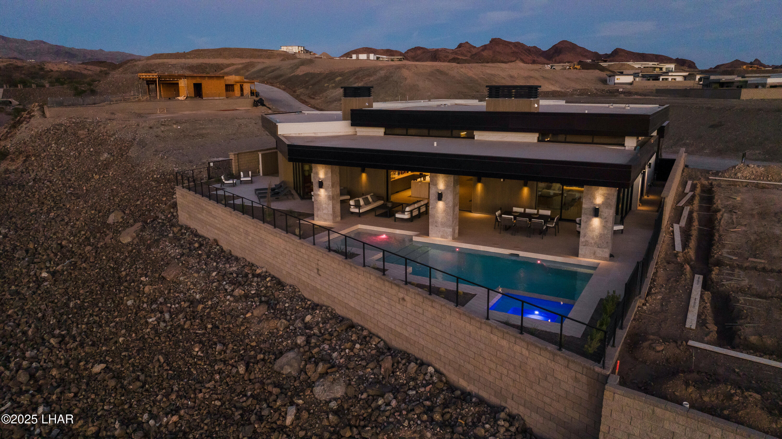 2437 Wren Cove Way