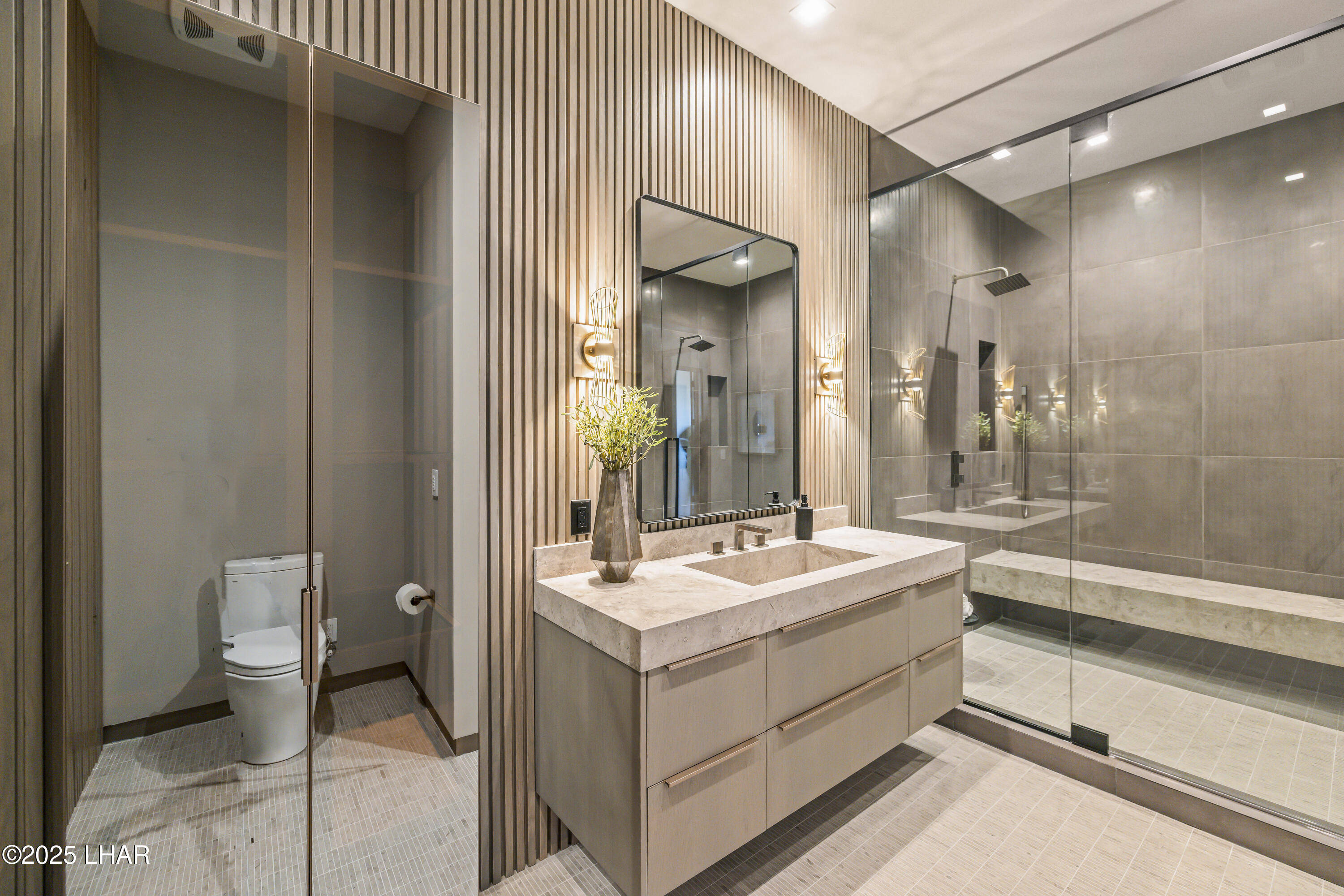 2437 Wren Cove Way
