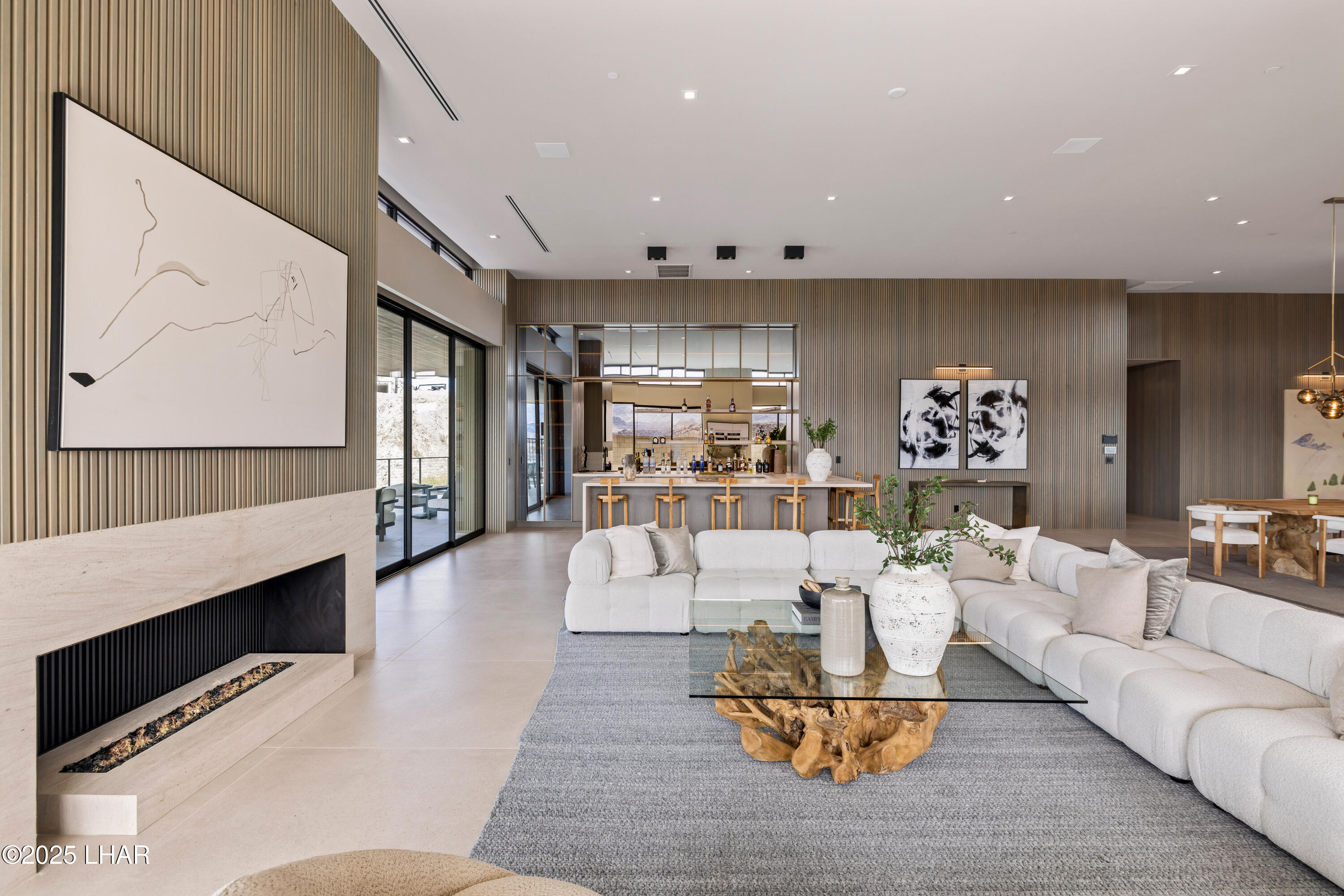 2437 Wren Cove Way